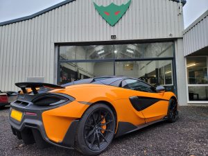 600LT