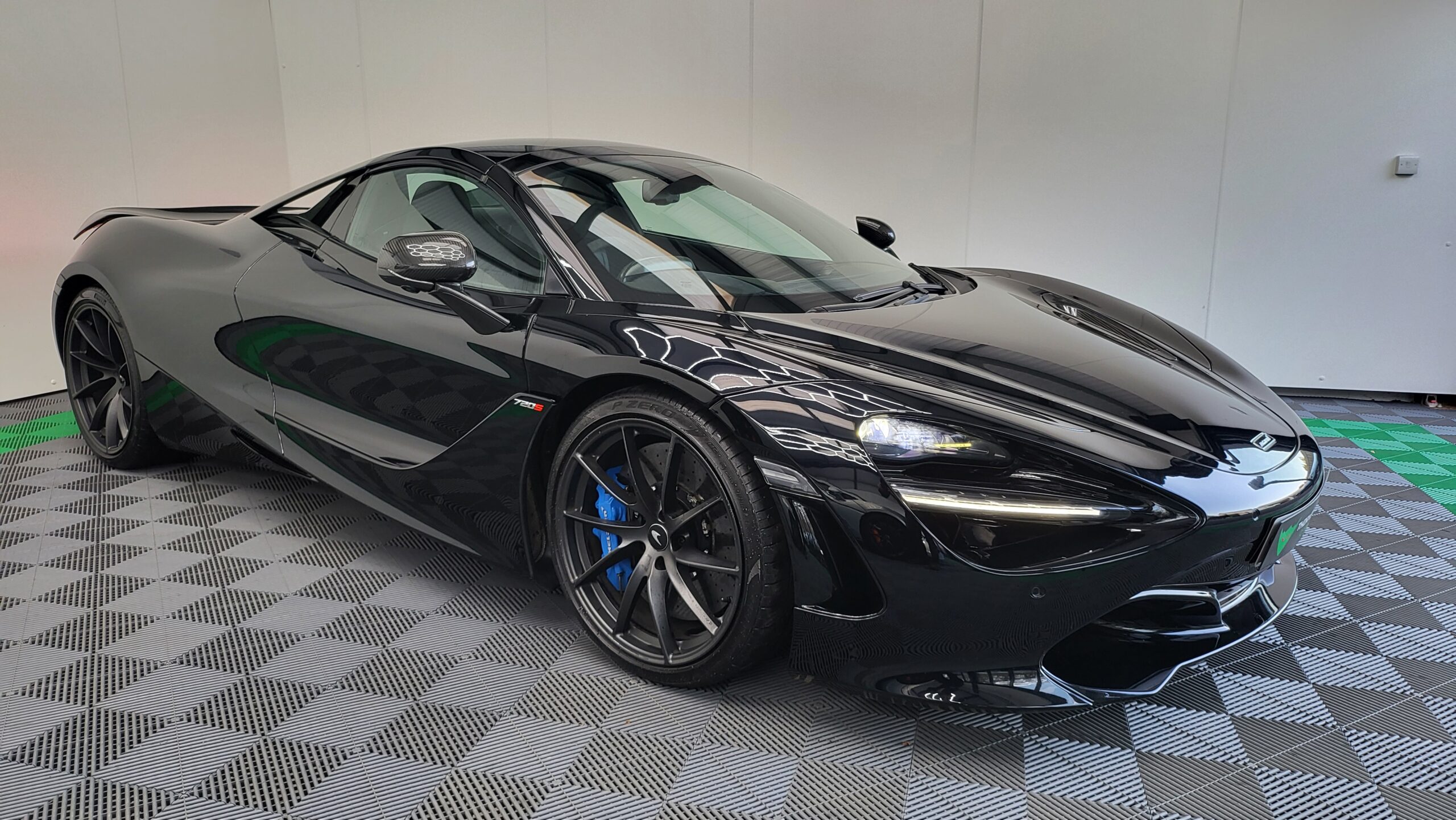 McLaren 720s Spider