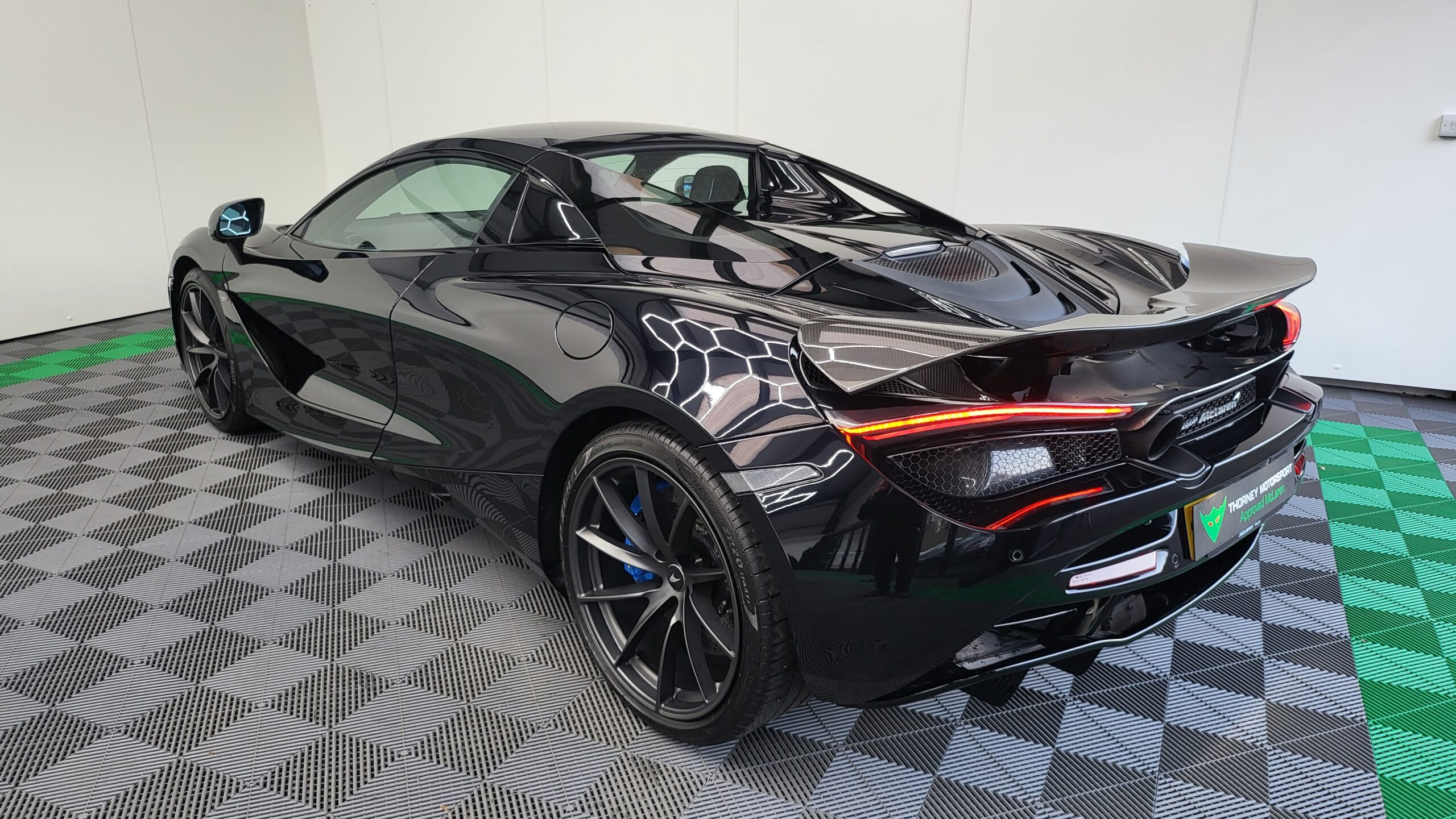 McLaren 720s Spider