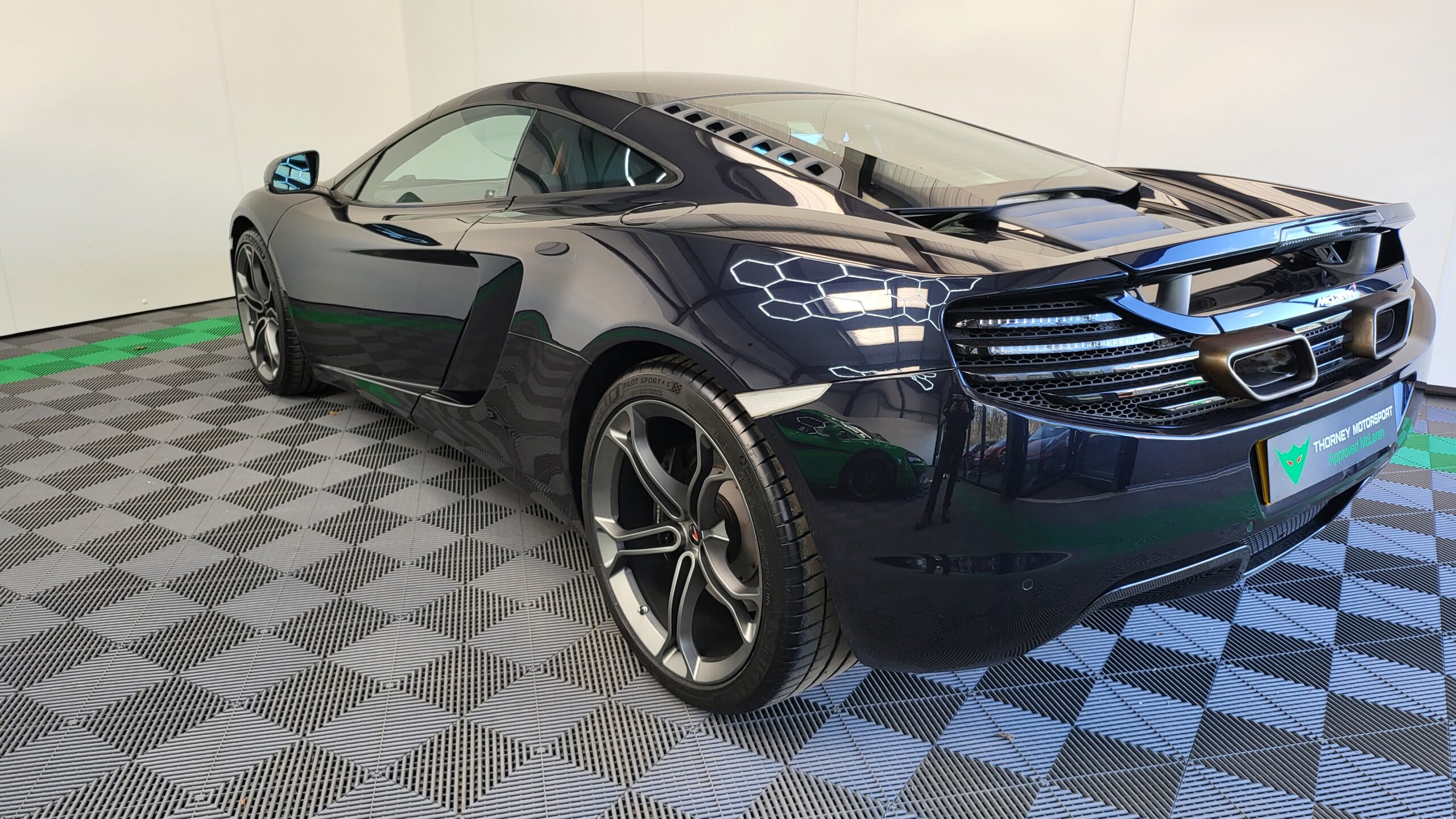 McLaren 12c Coupe