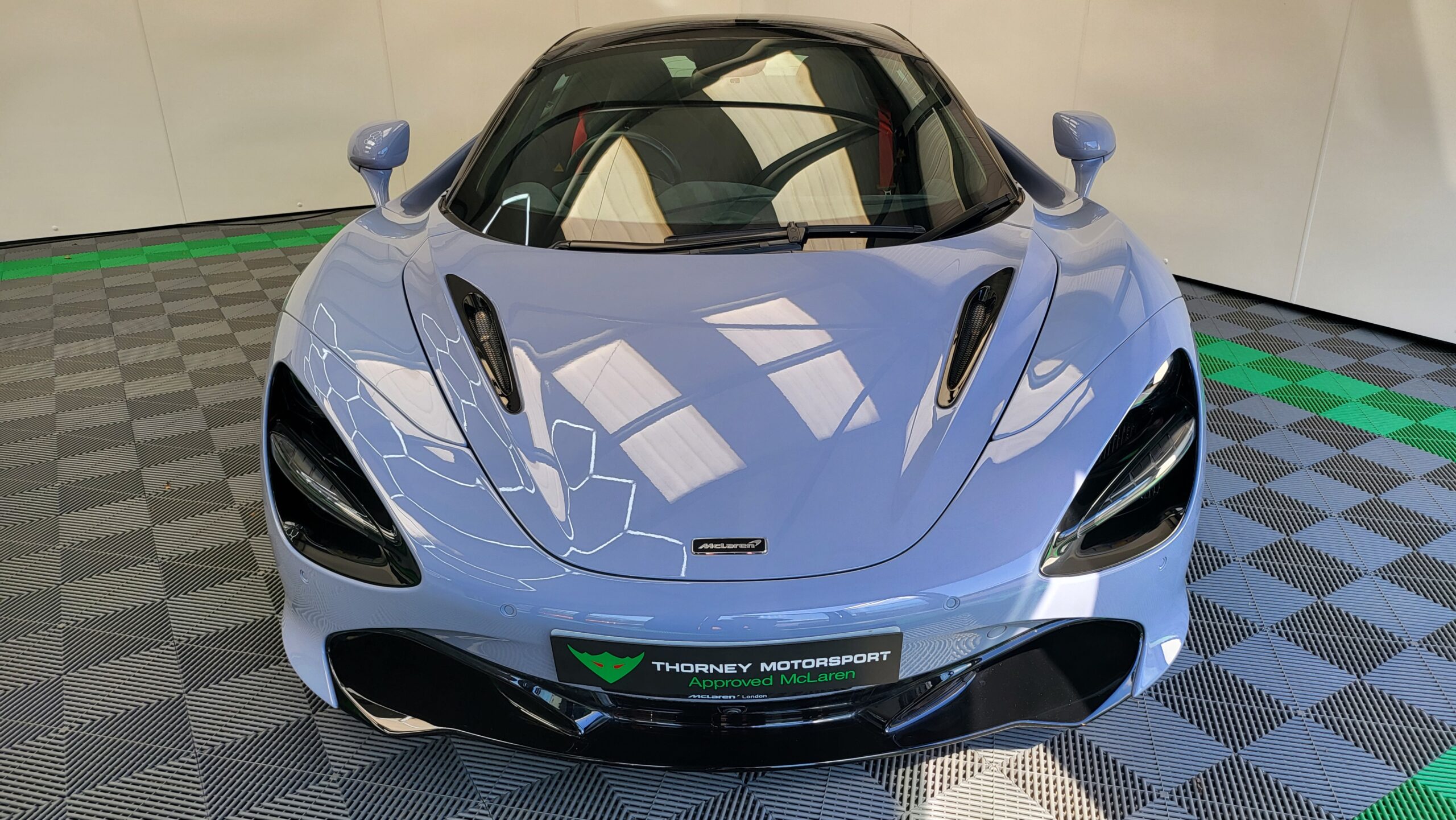 McLaren 720s Spider