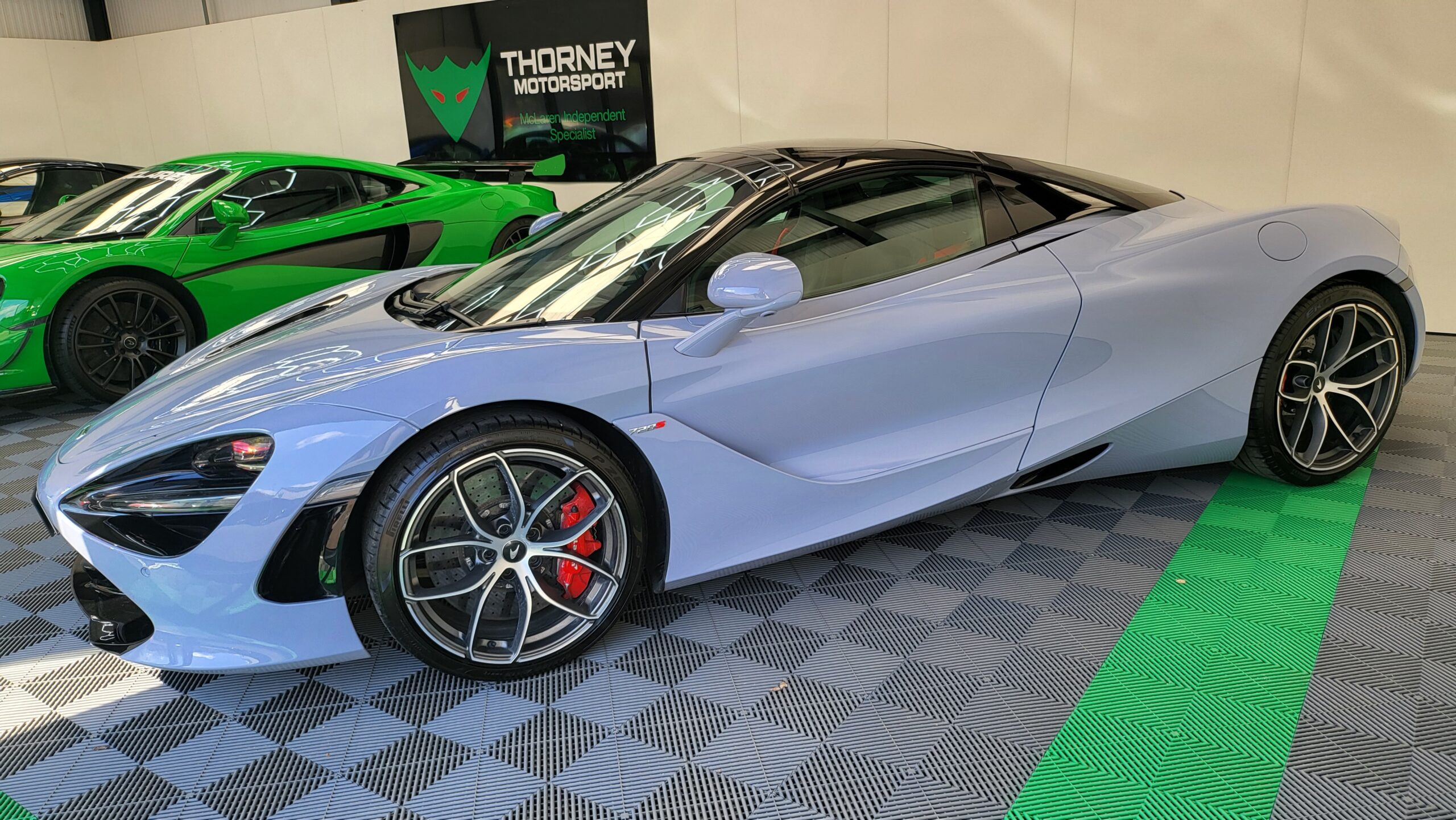 McLaren 720s Spider