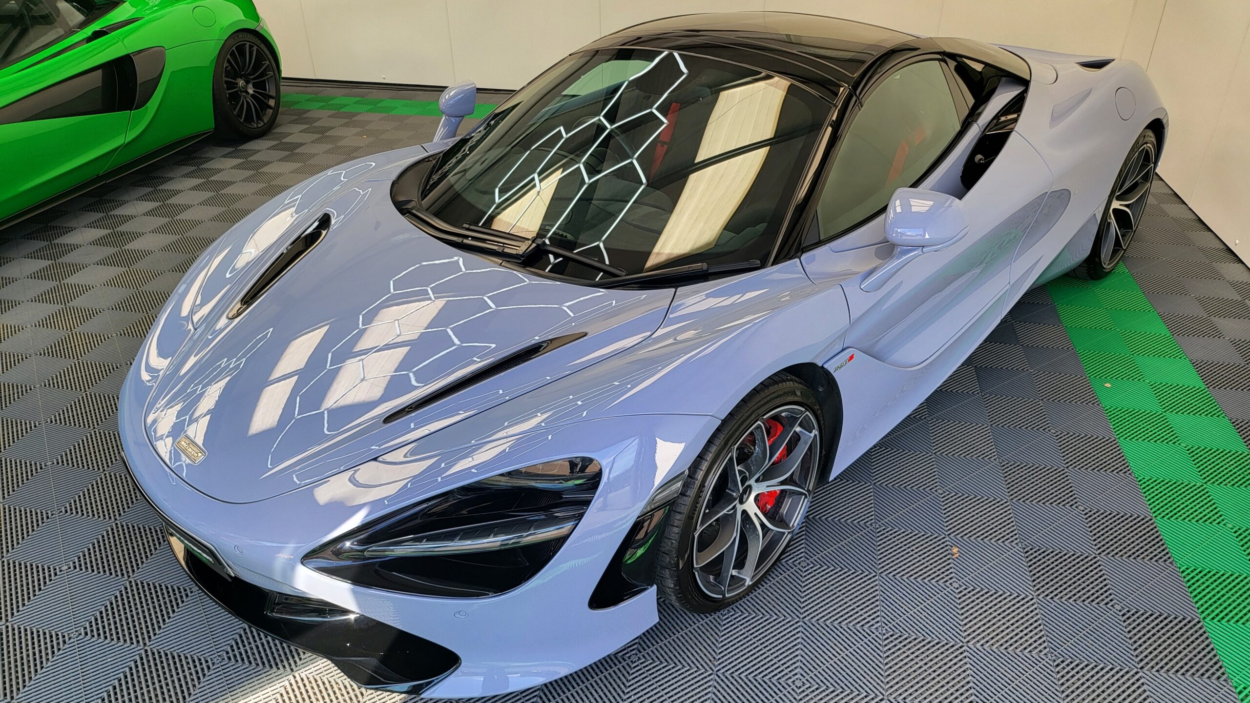 McLaren 720s Spider