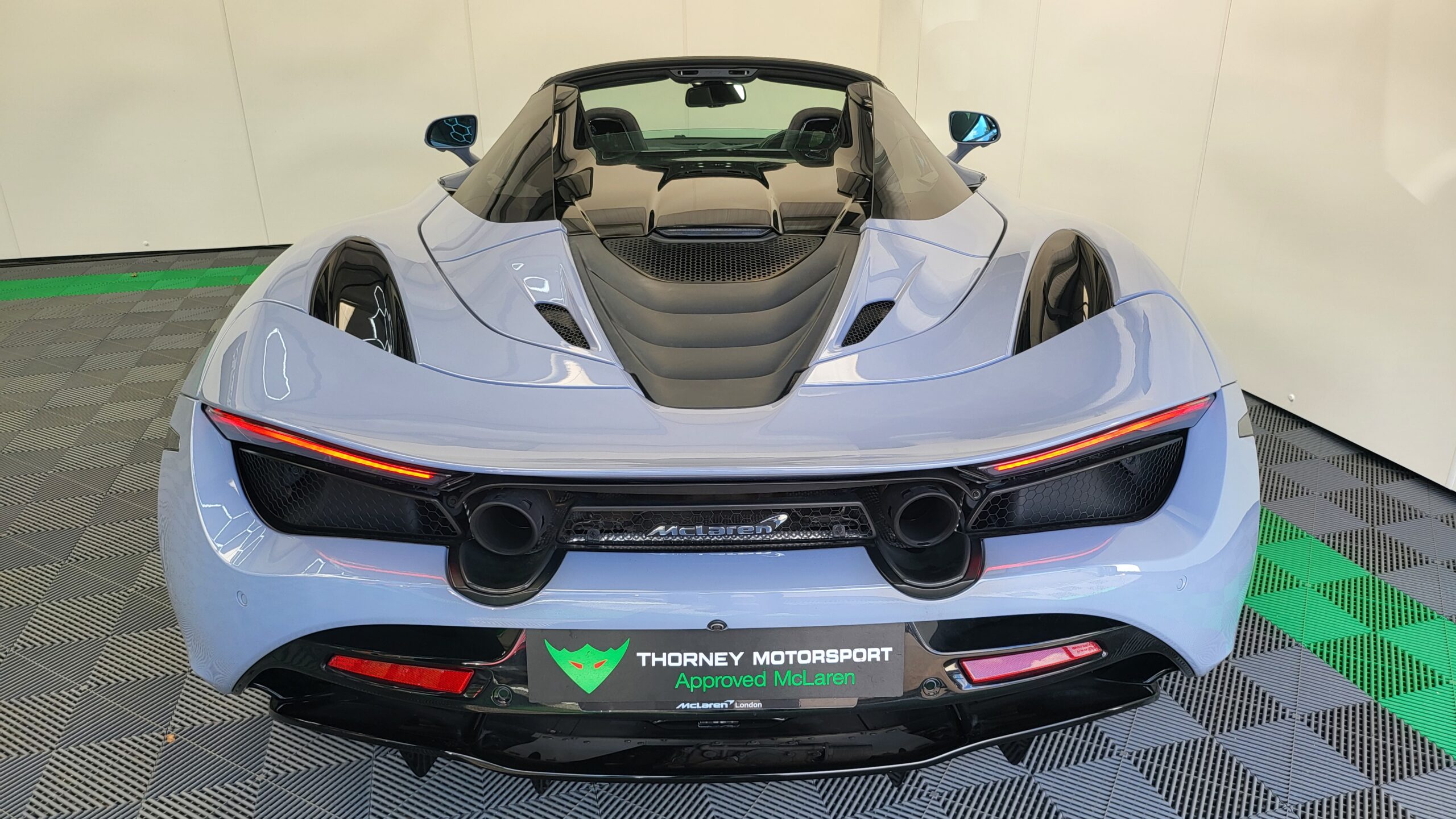 McLaren 720s Spider