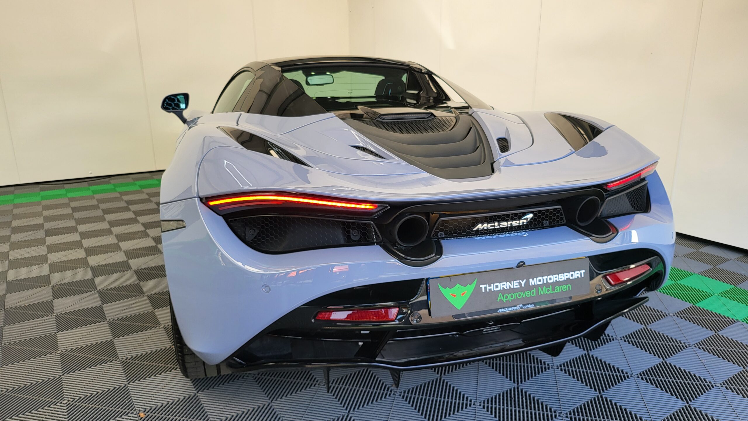 McLaren 720s Spider