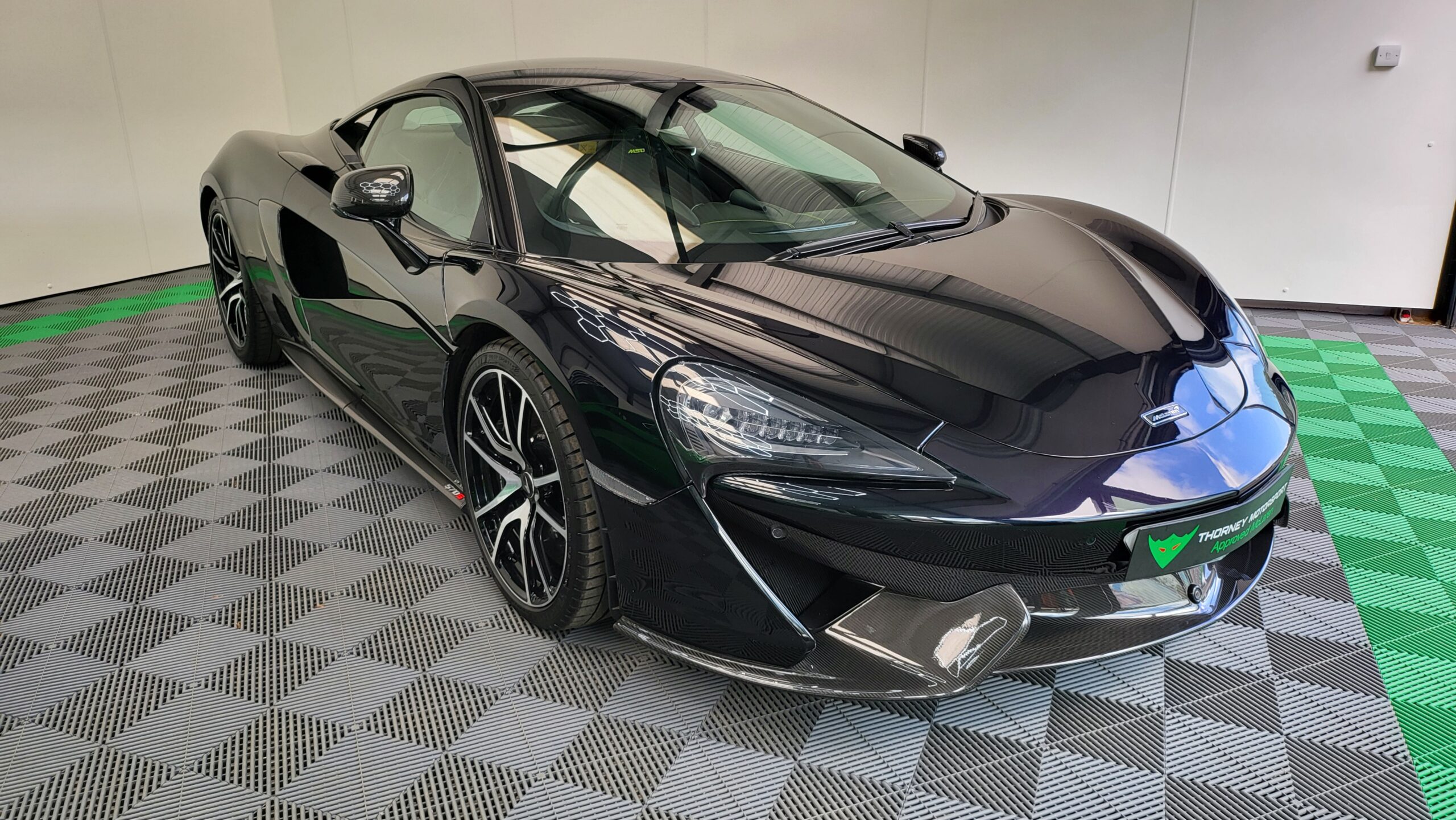 McLaren 570s Coupe