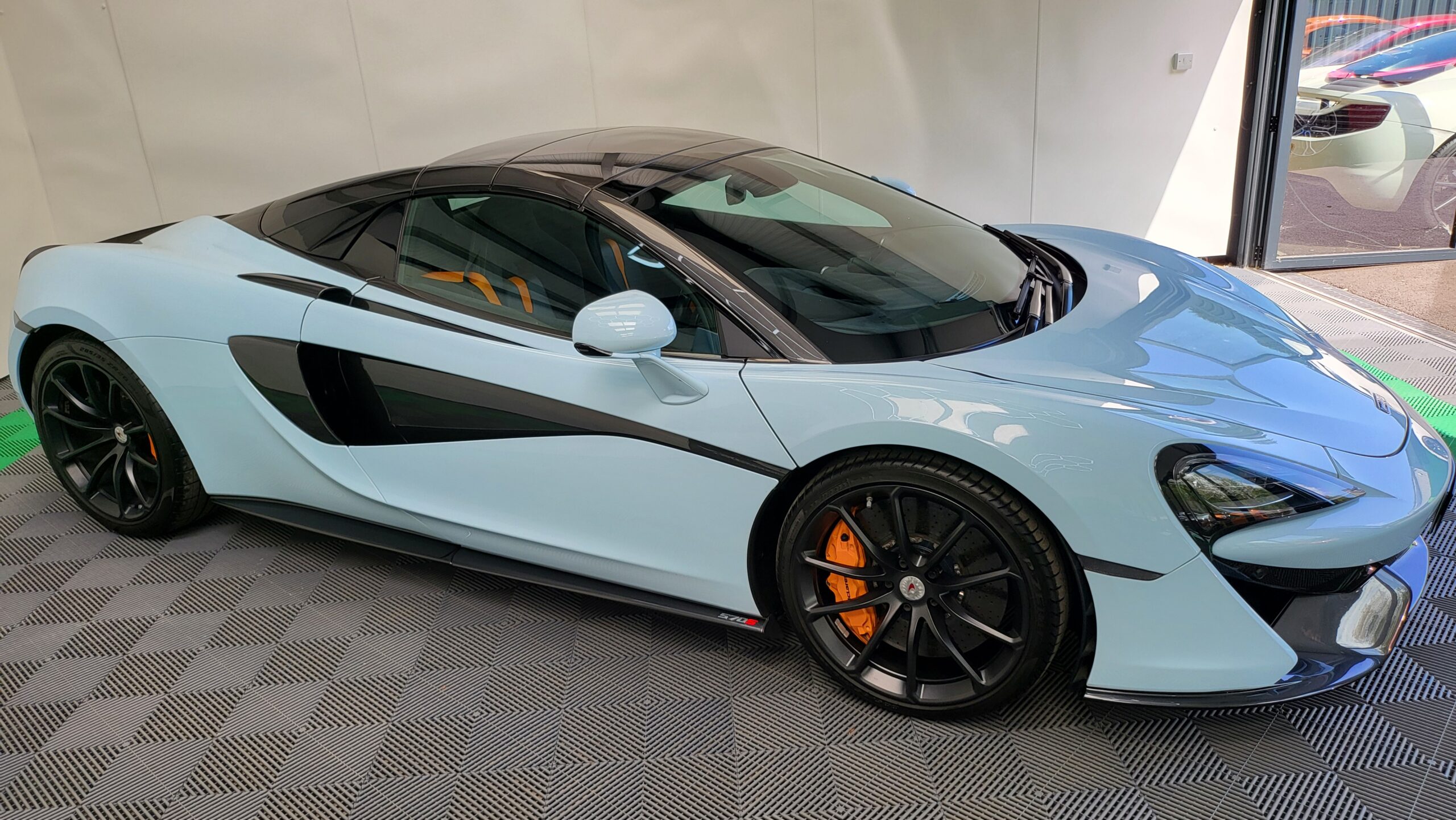McLaren 570s Spider