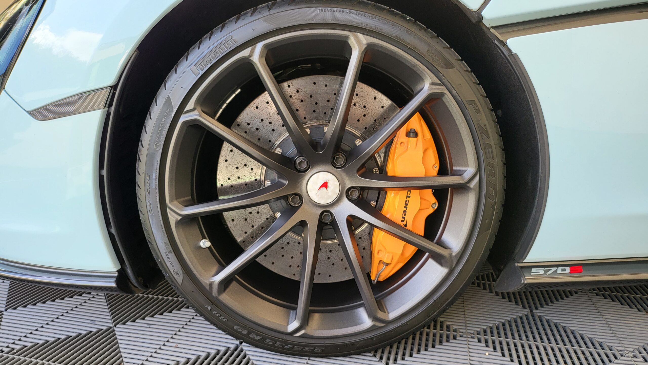 McLaren 570s Spider