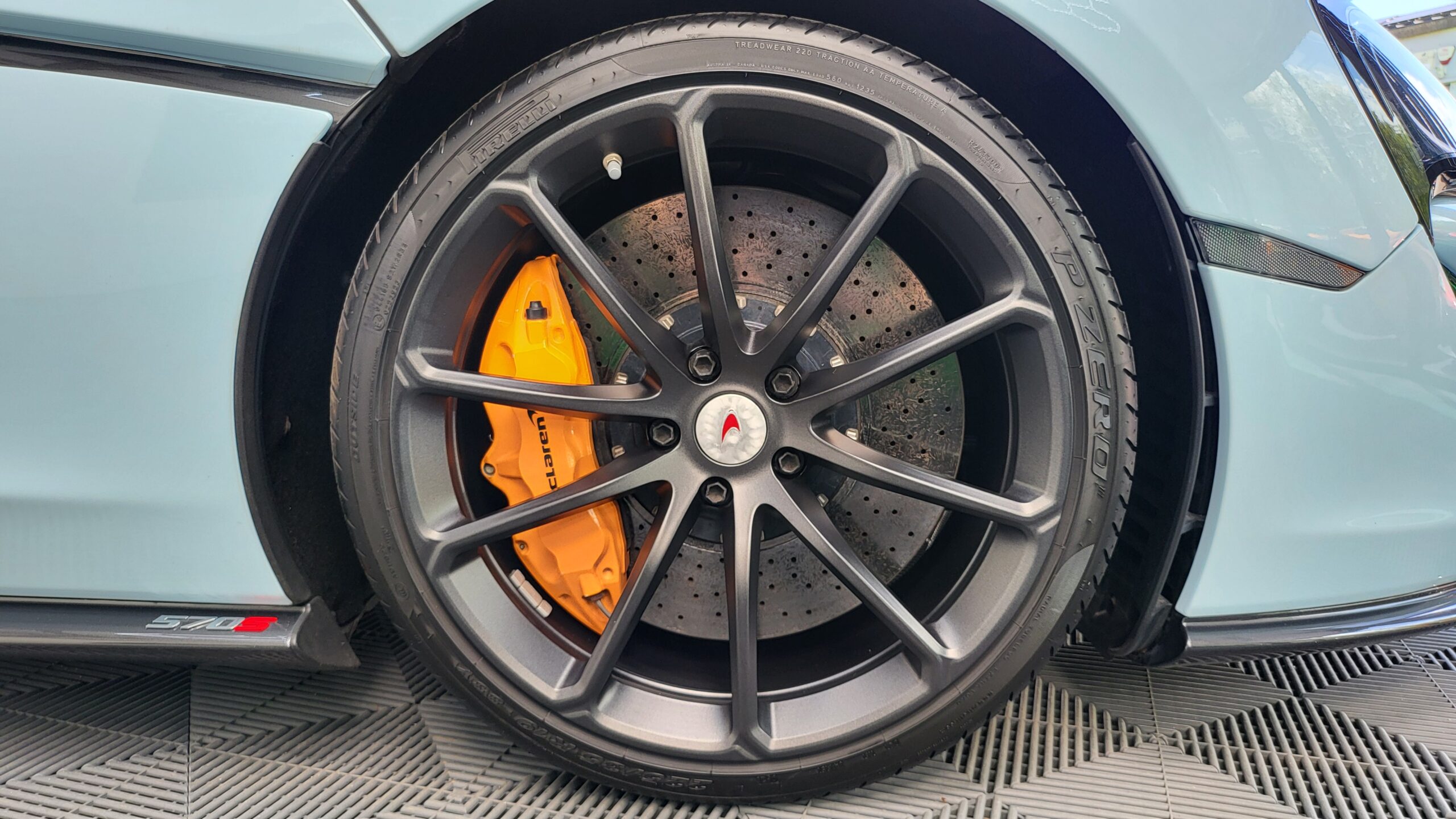McLaren 570s Spider