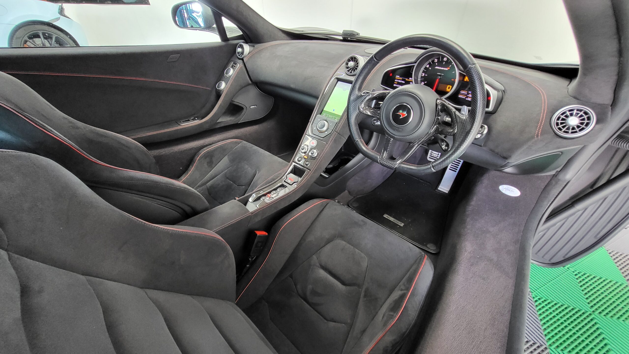 McLaren 650s Coupe