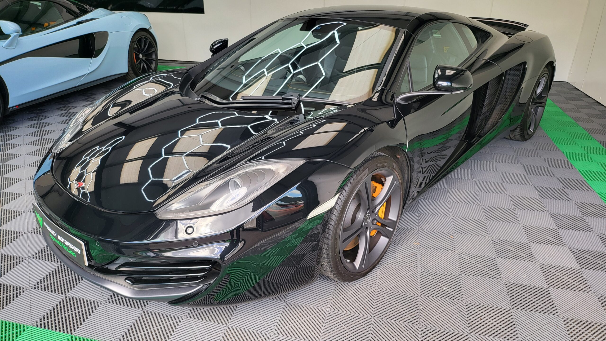 McLaren 12c Coupe