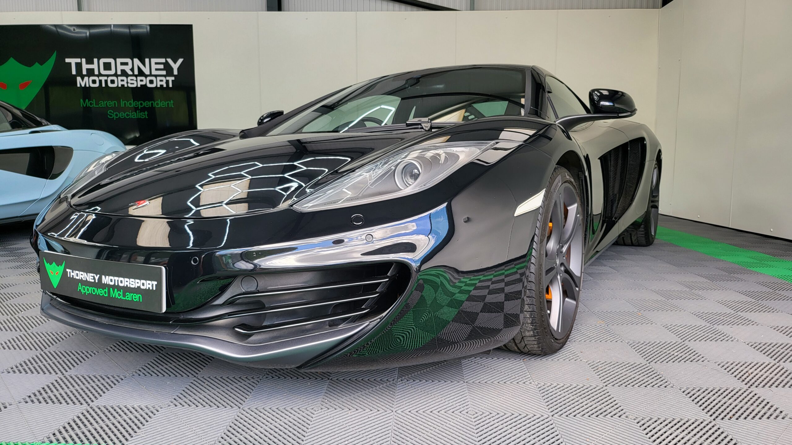 McLaren 12c Coupe
