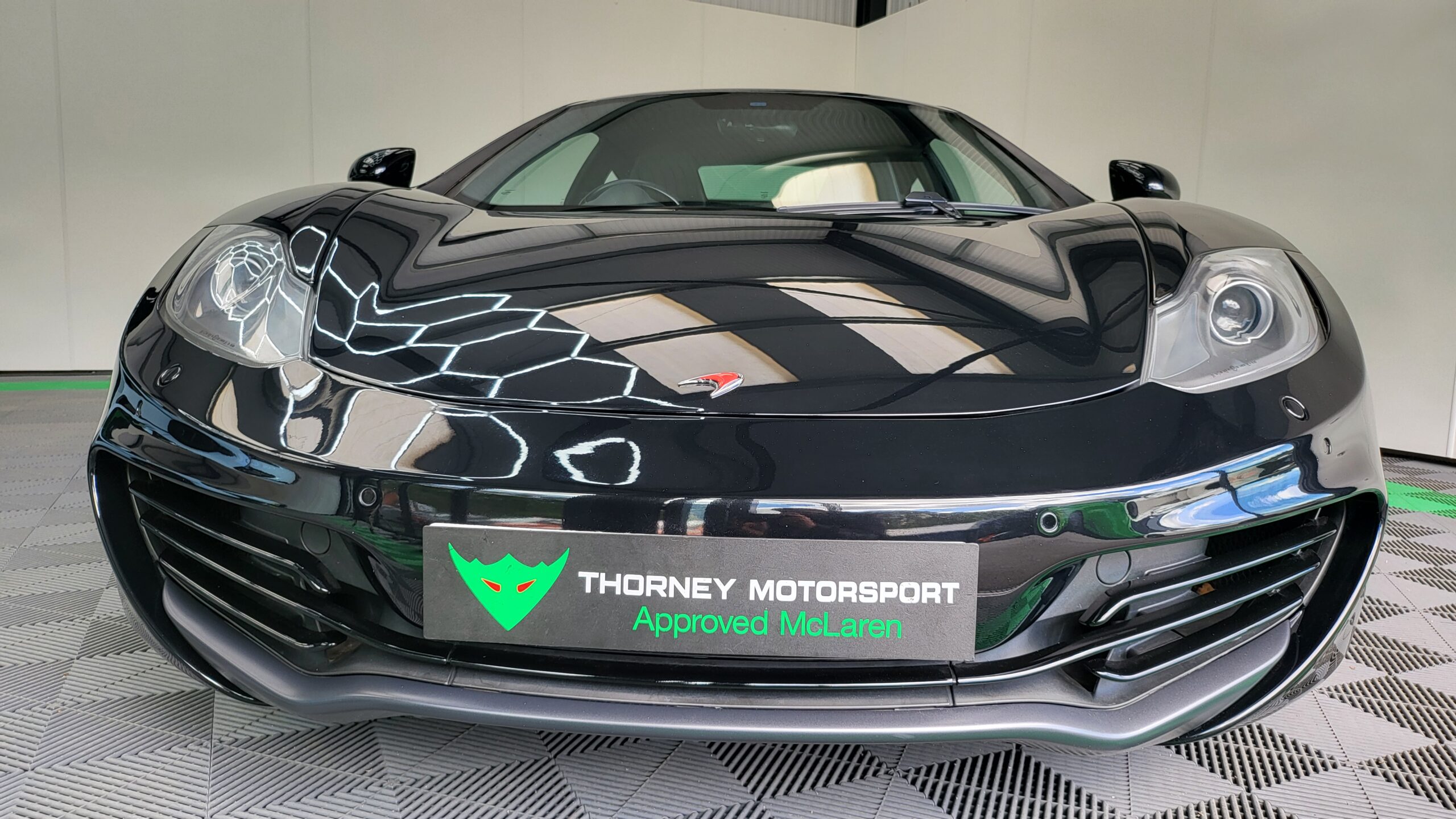 McLaren 12c Coupe