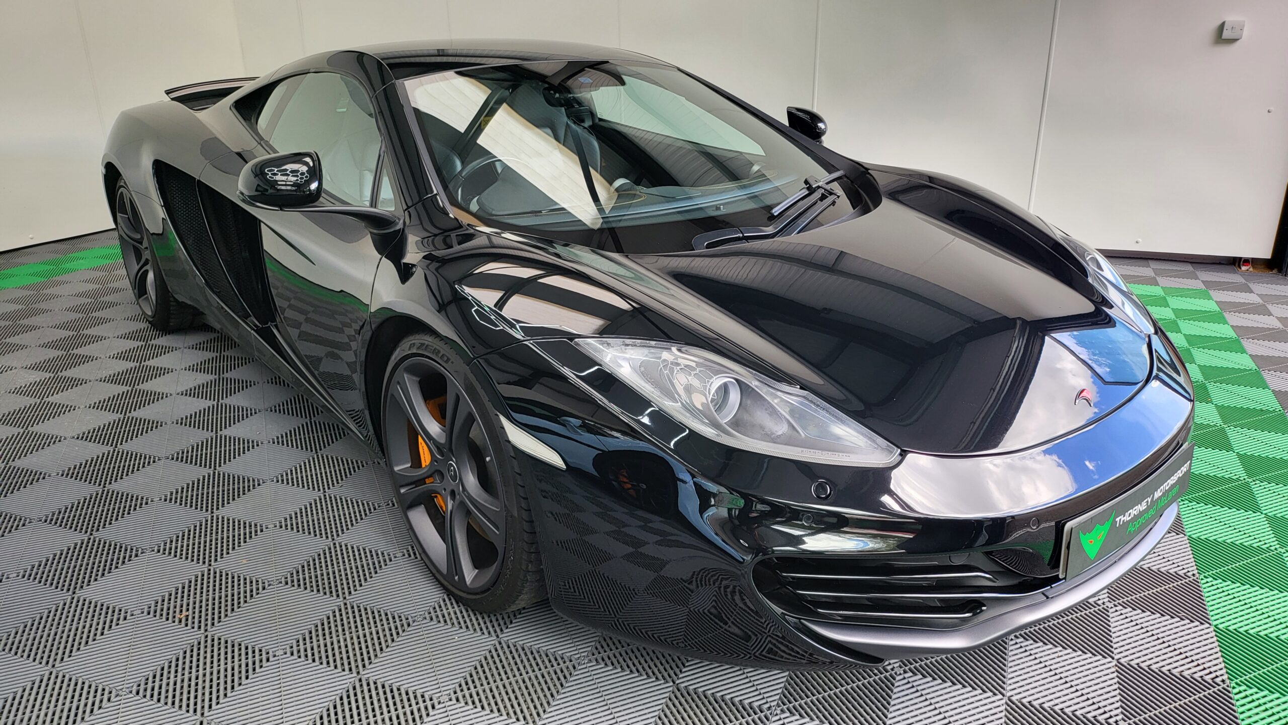 McLaren 12c Coupe