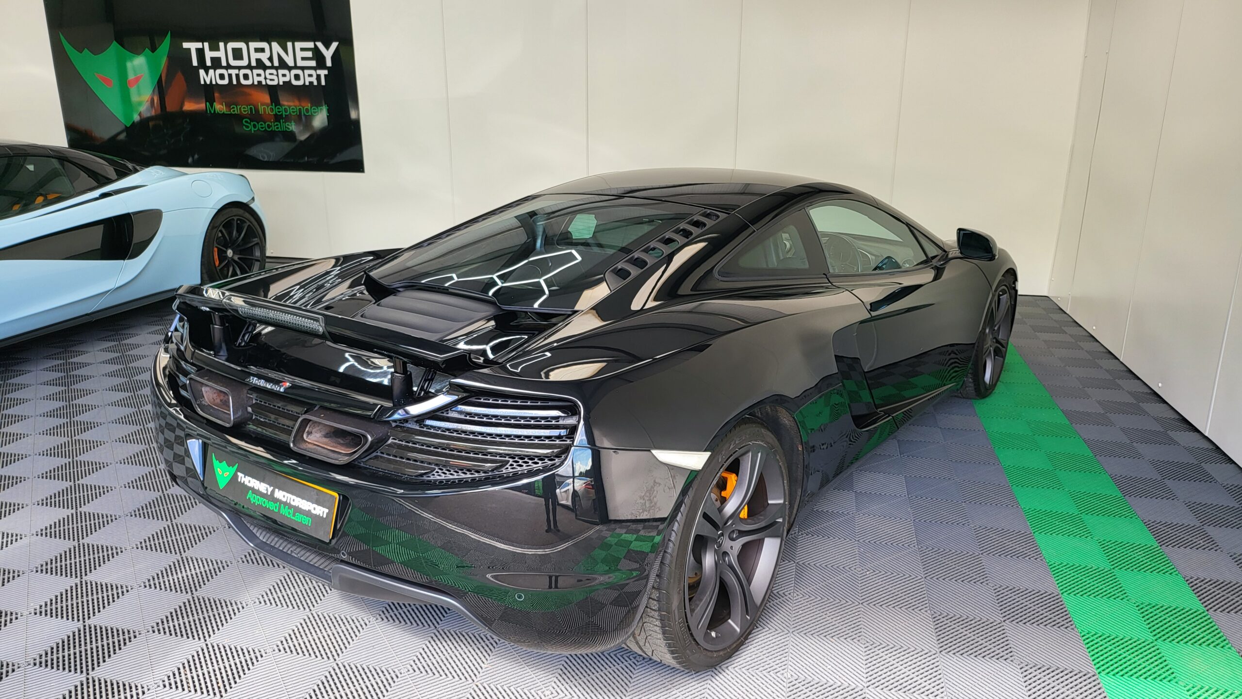 McLaren 12c Coupe