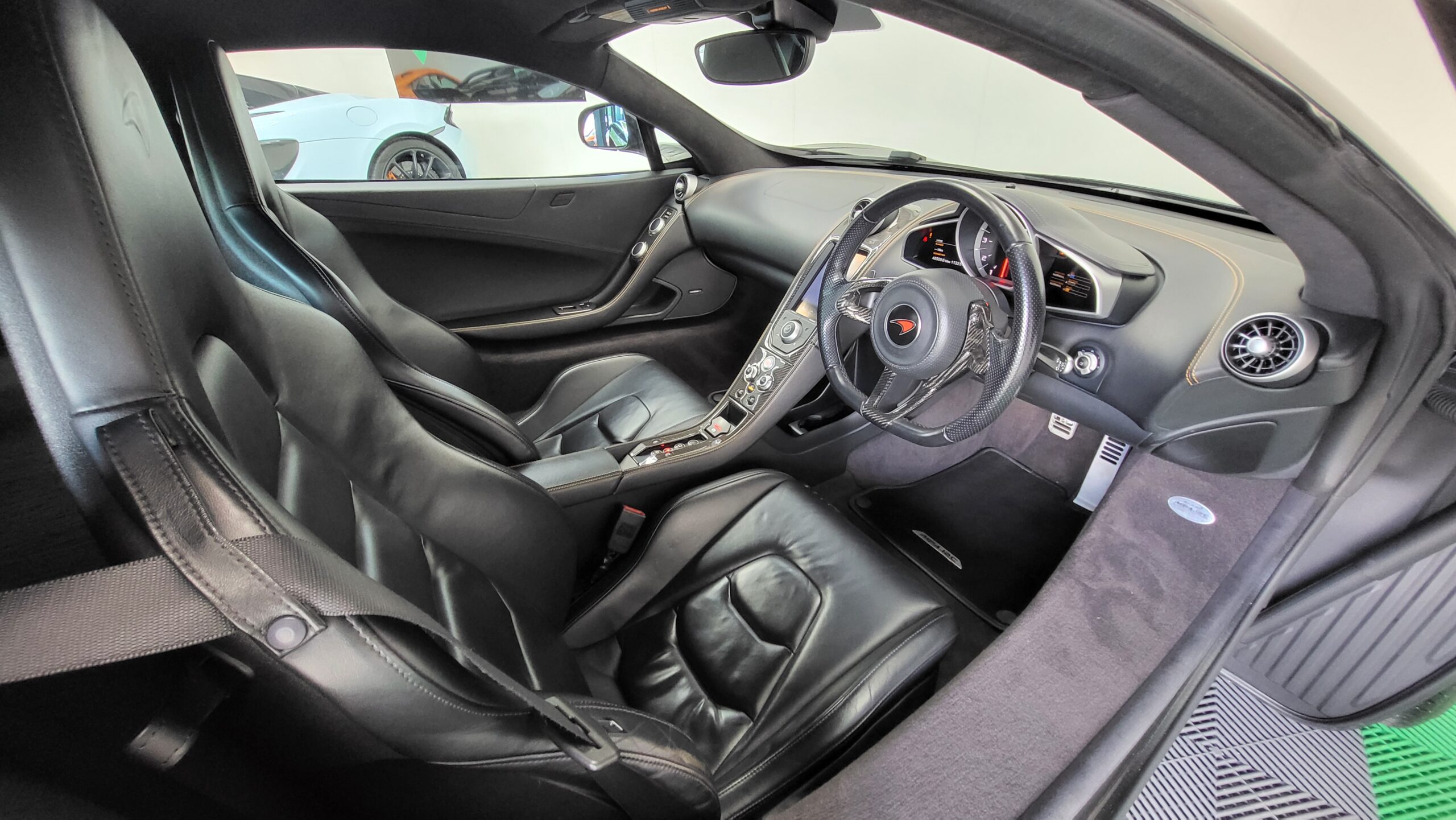 McLaren 12c Coupe