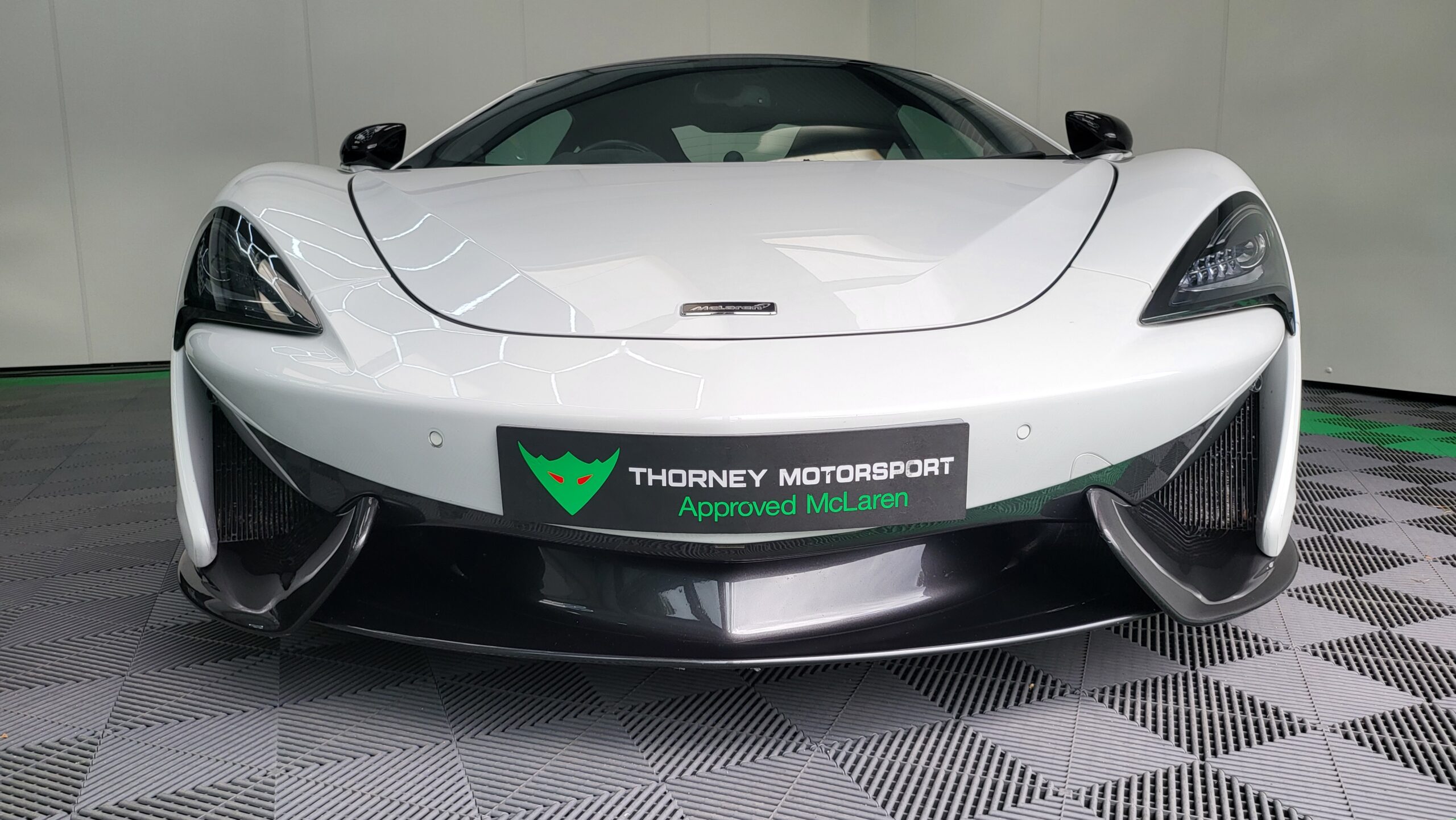 McLaren 570s Coupe