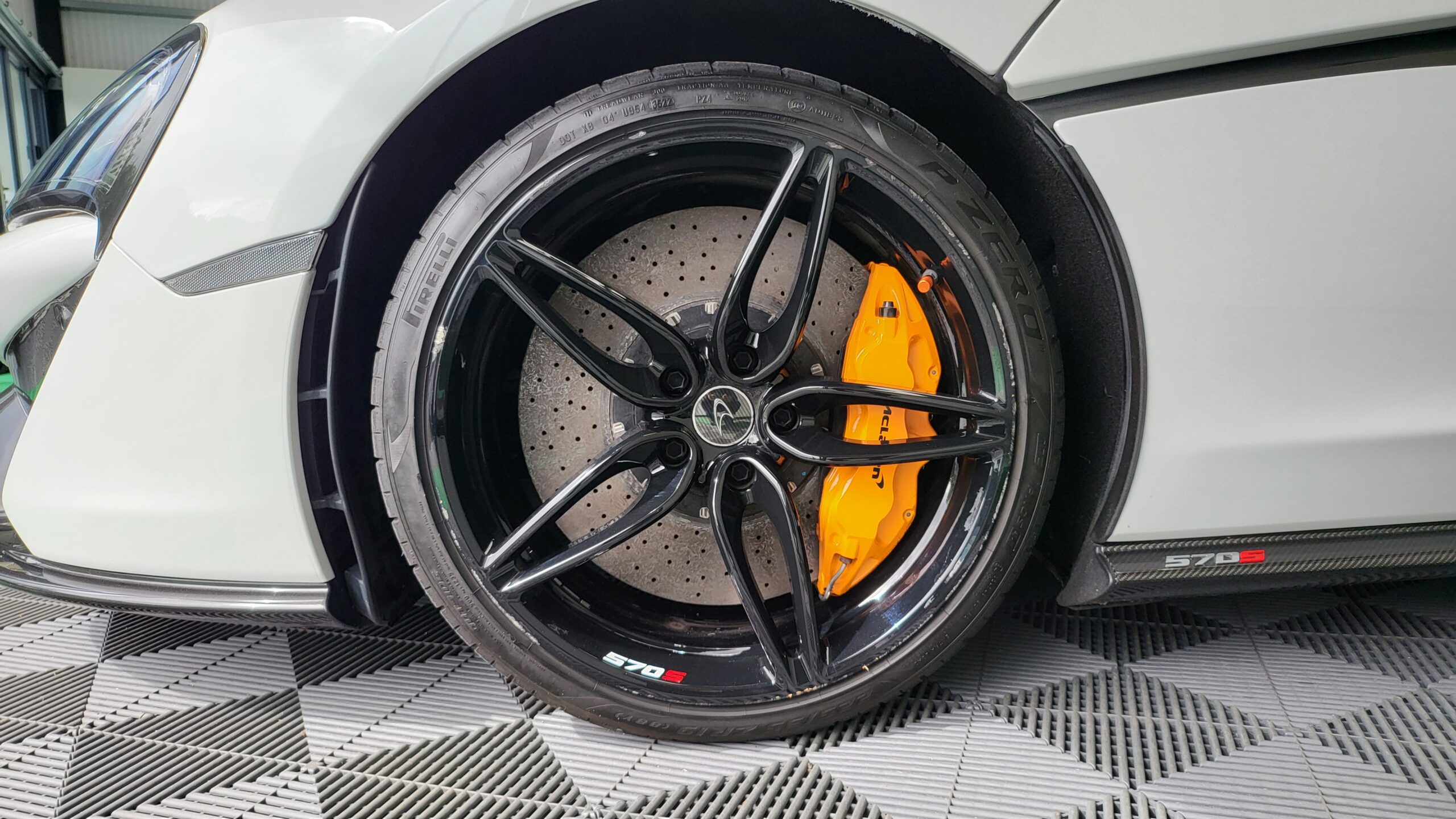 McLaren 570s Coupe