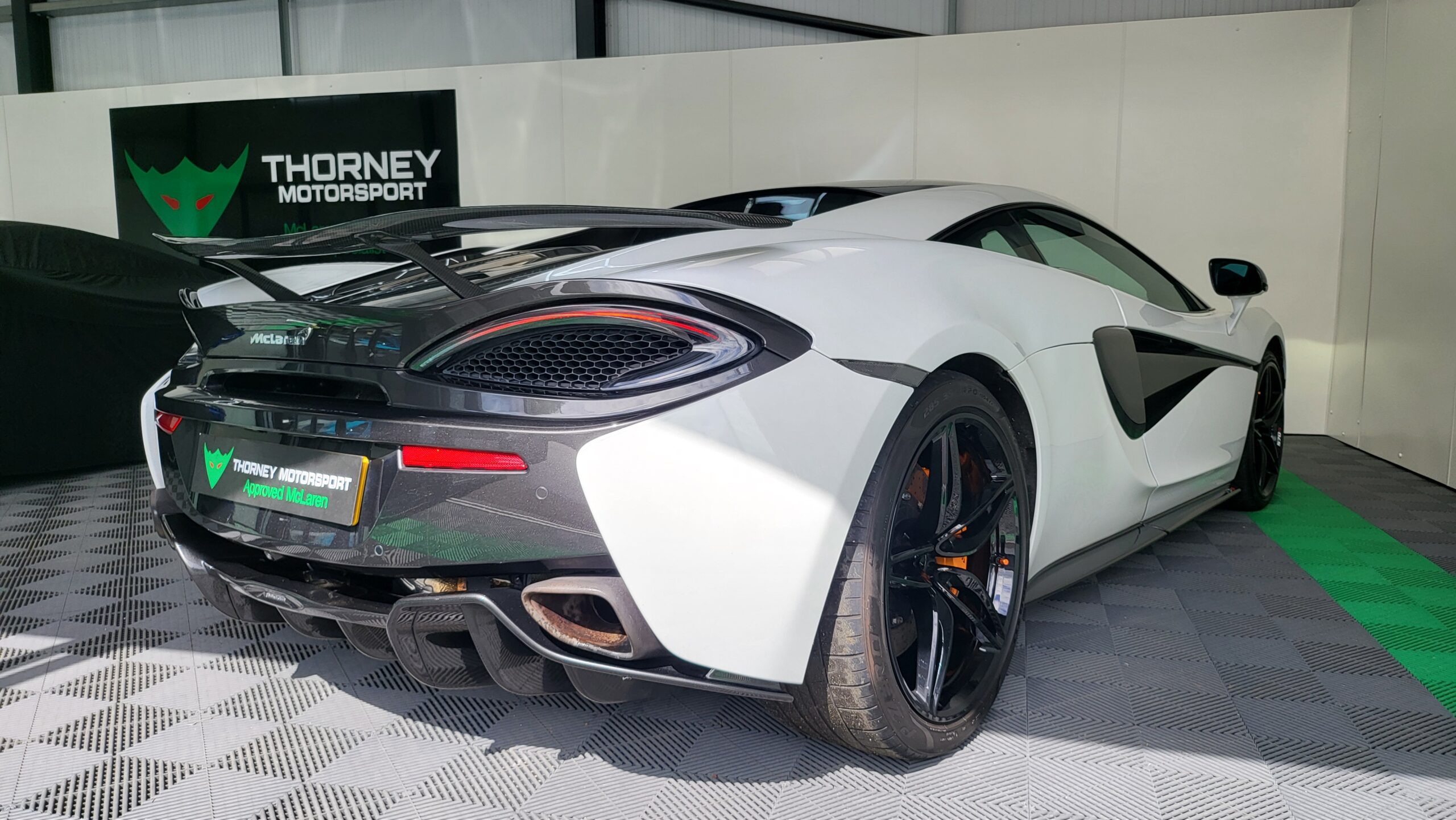 McLaren 570s Coupe