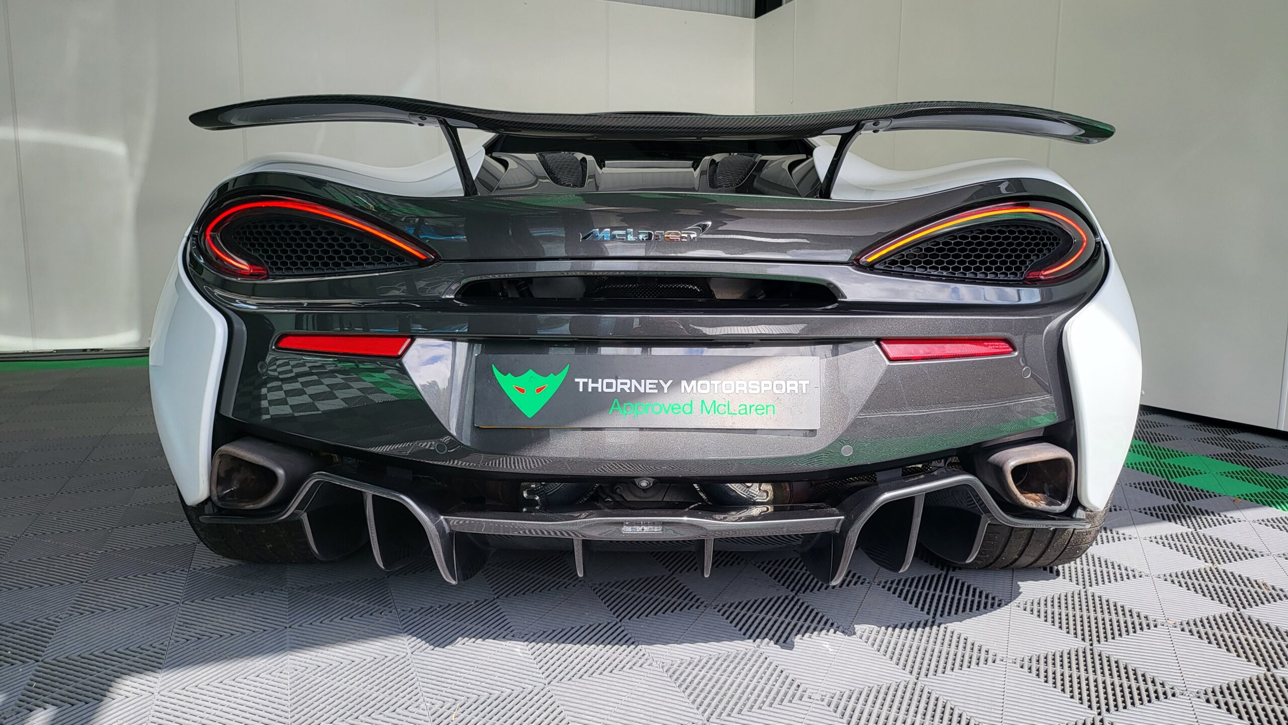 McLaren 570s Coupe
