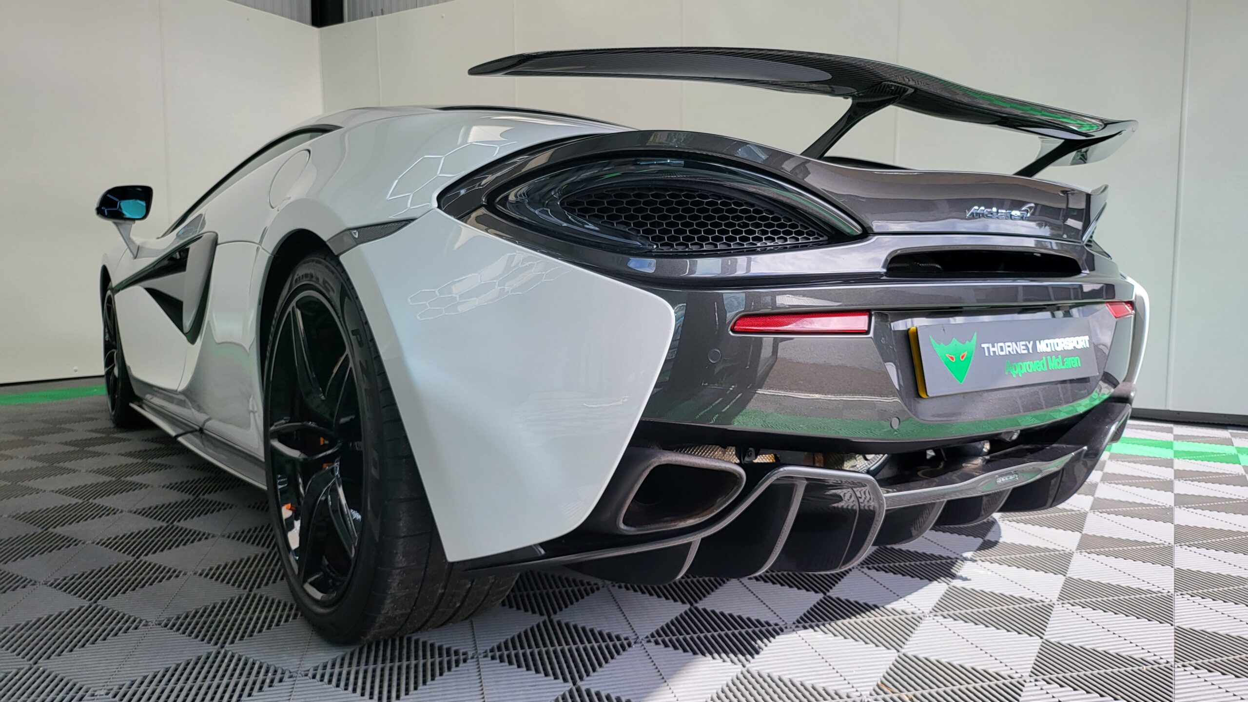 McLaren 570s Coupe