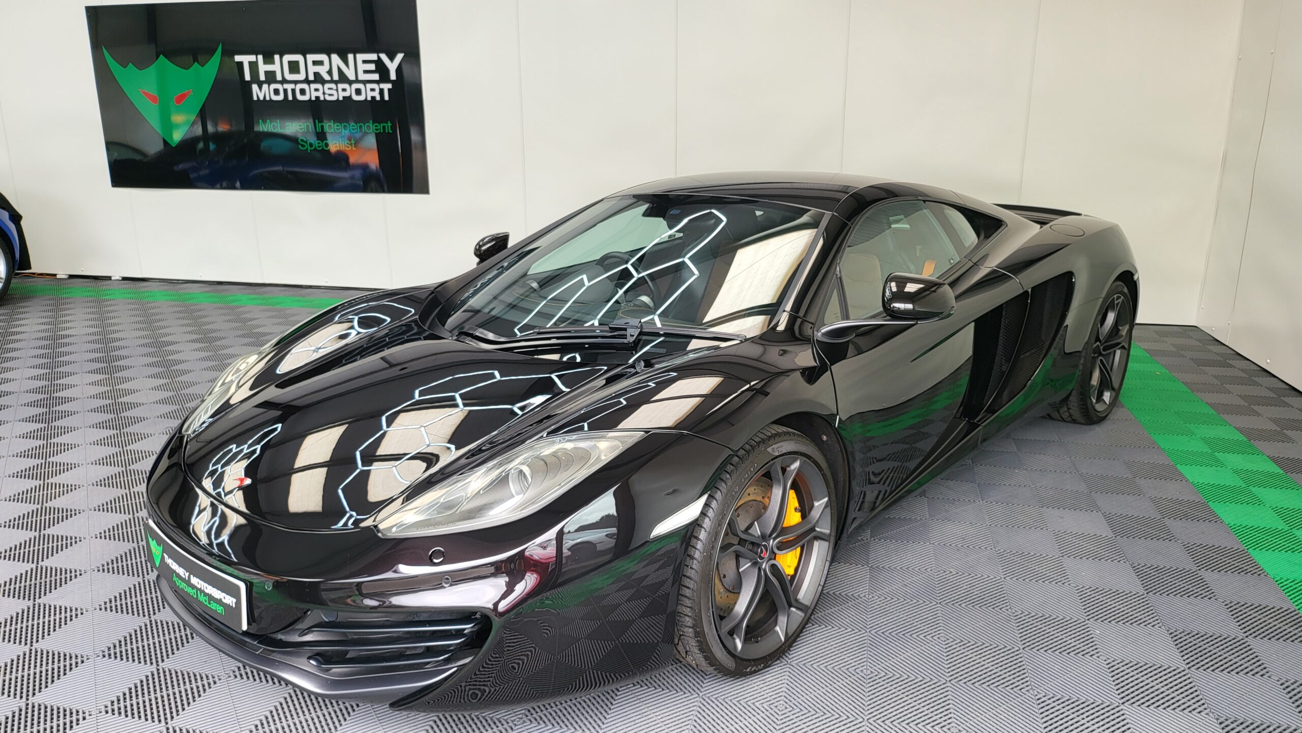 McLaren 12c Coupe
