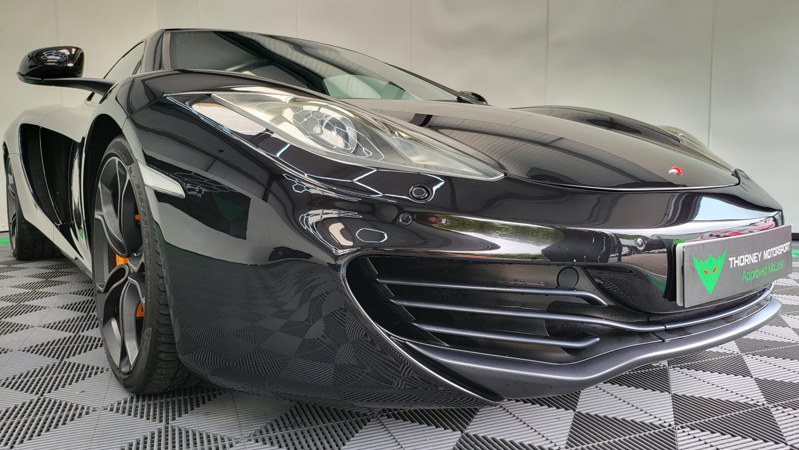McLaren 12c Coupe