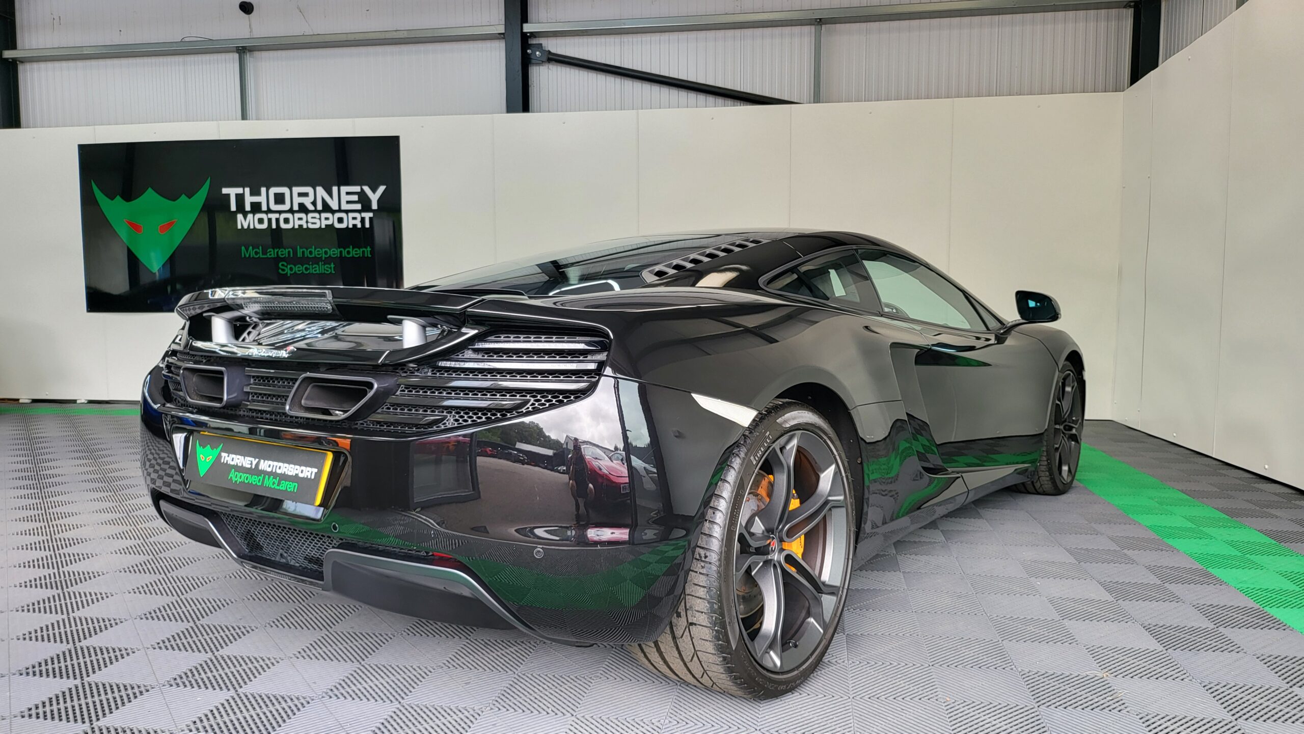 McLaren 12c Coupe