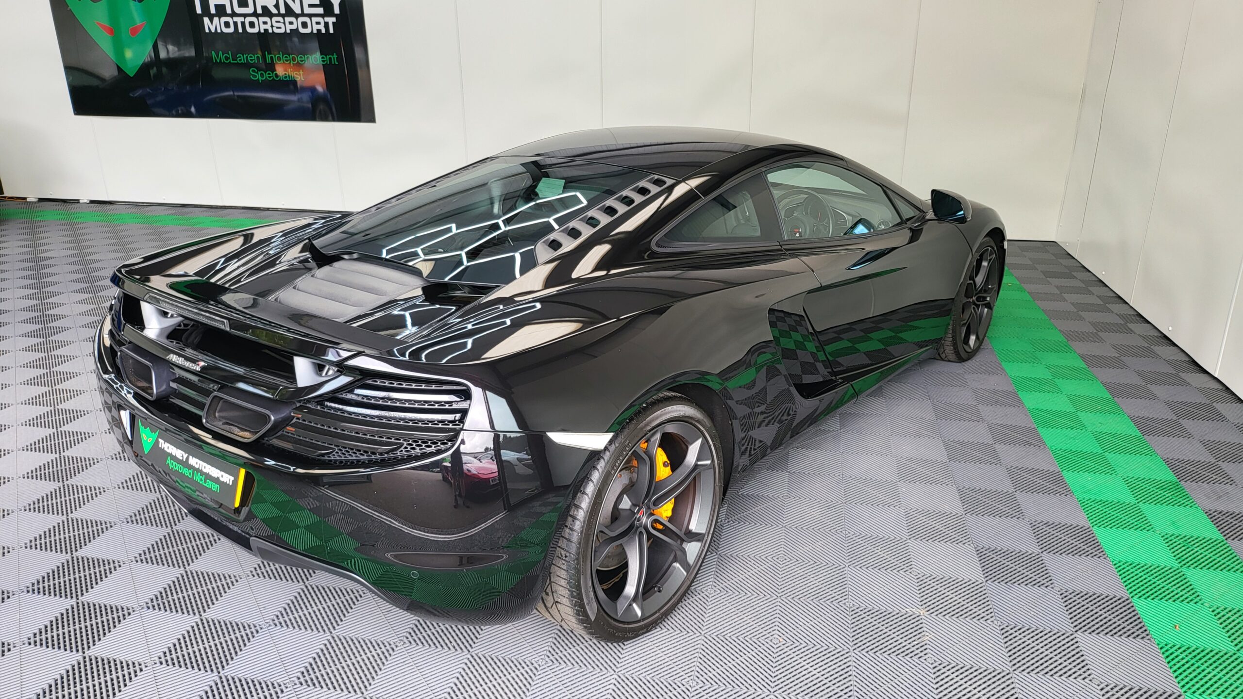 McLaren 12c Coupe
