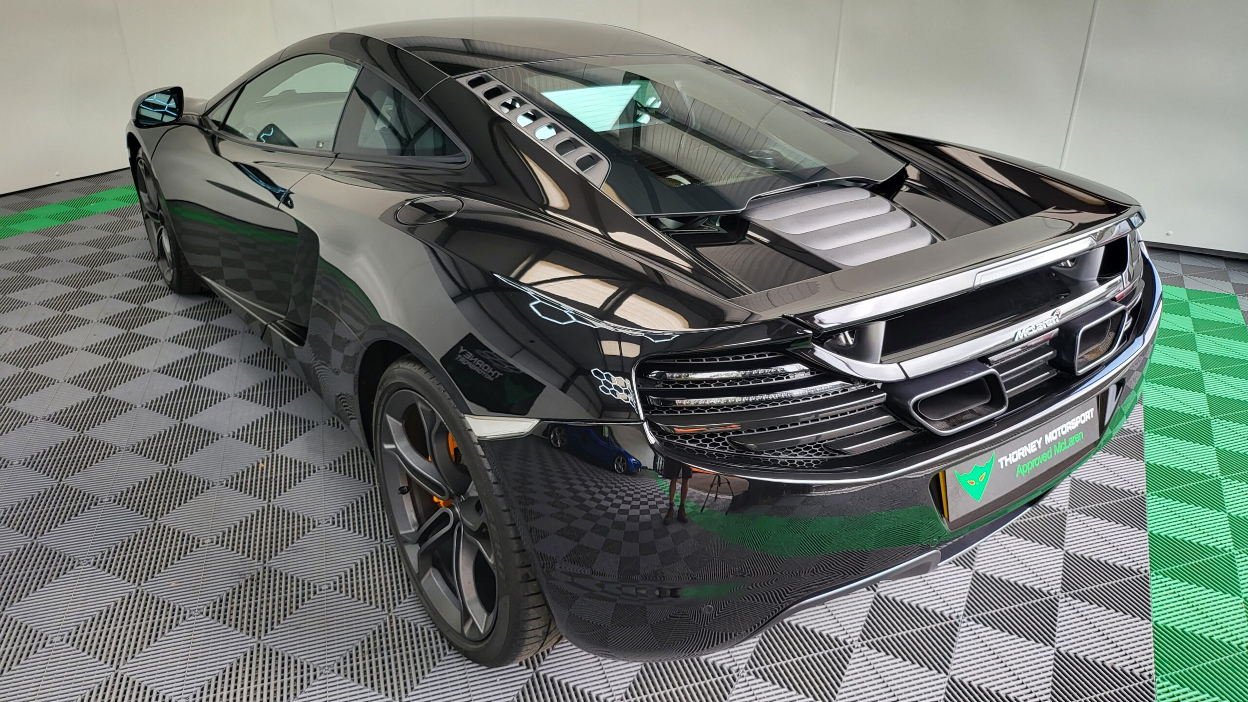 McLaren 12c Coupe