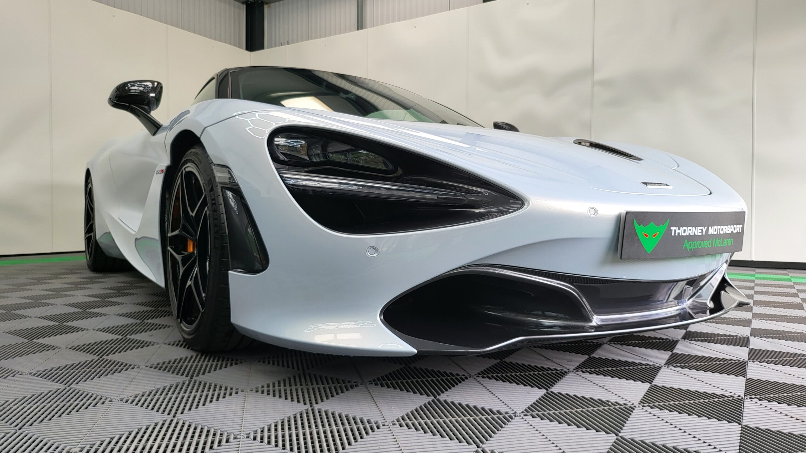 McLaren 720s Coupe