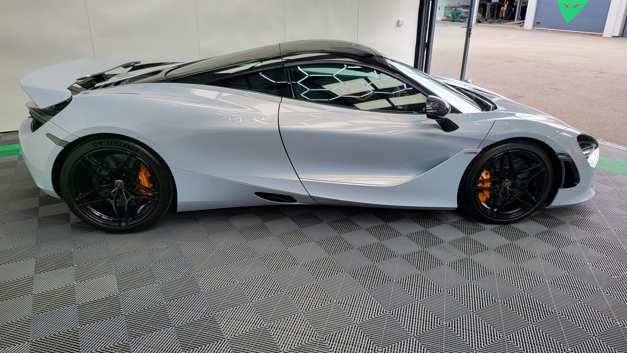 McLaren 720s Coupe
