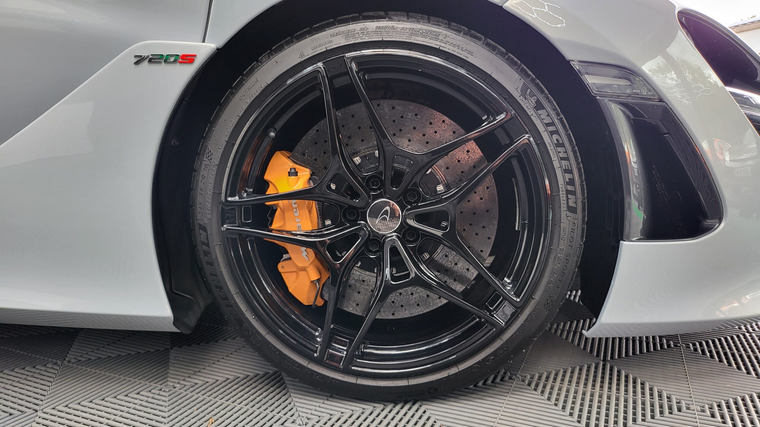 McLaren 720s Coupe