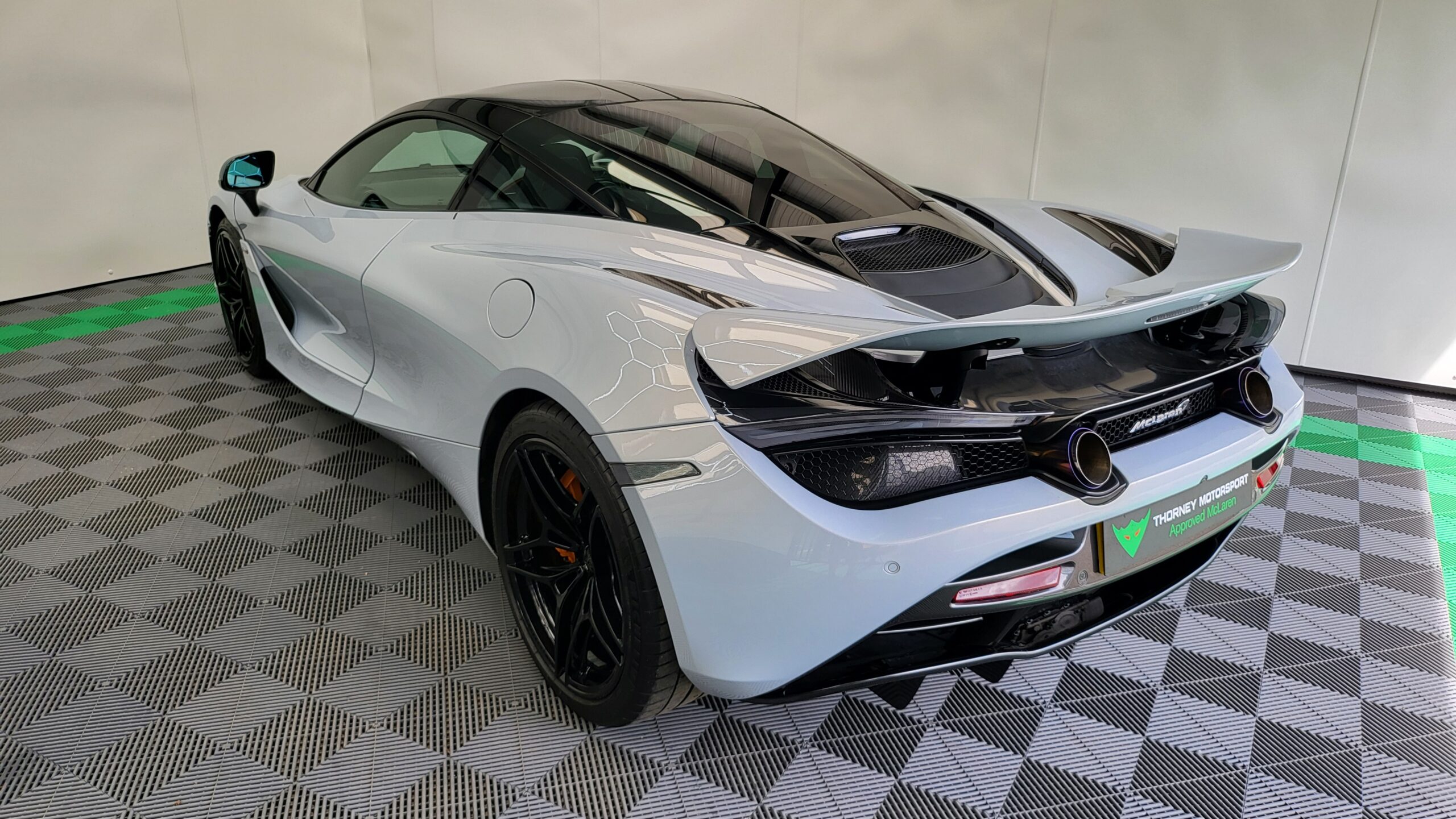 McLaren 720s Coupe