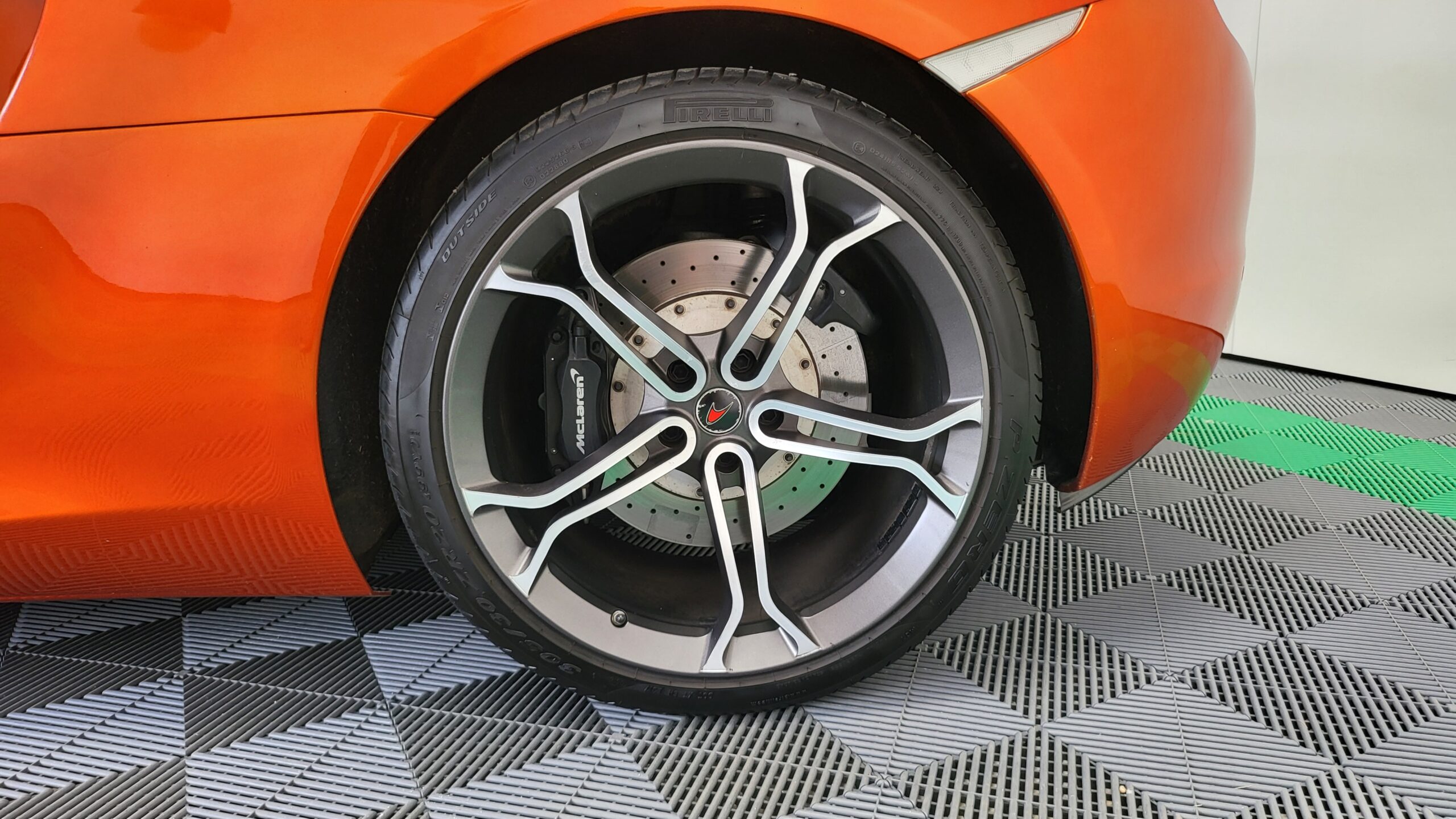 McLaren 12c Coupe