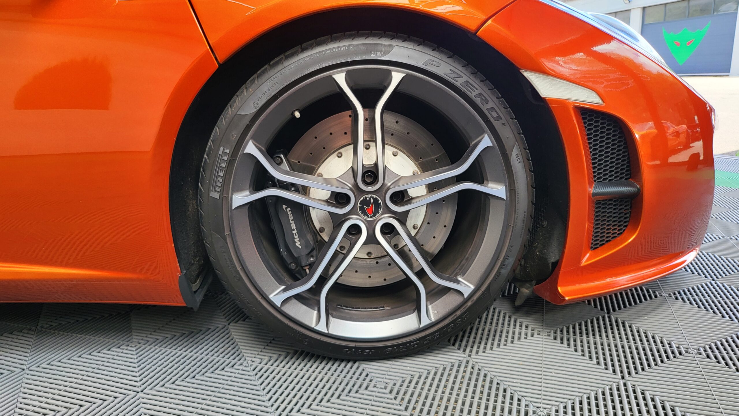 McLaren 12c Coupe