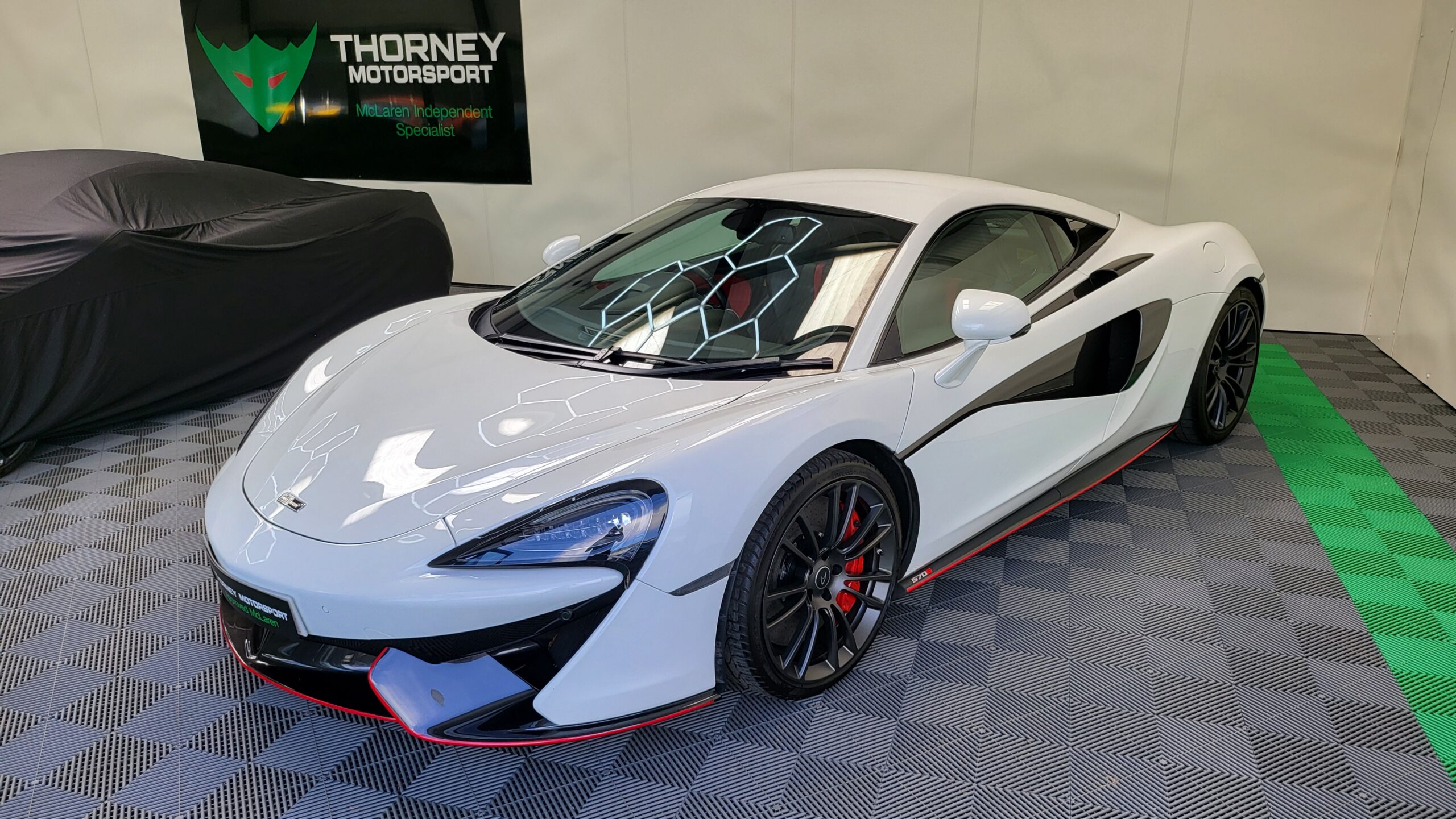 McLaren 570s Coupe