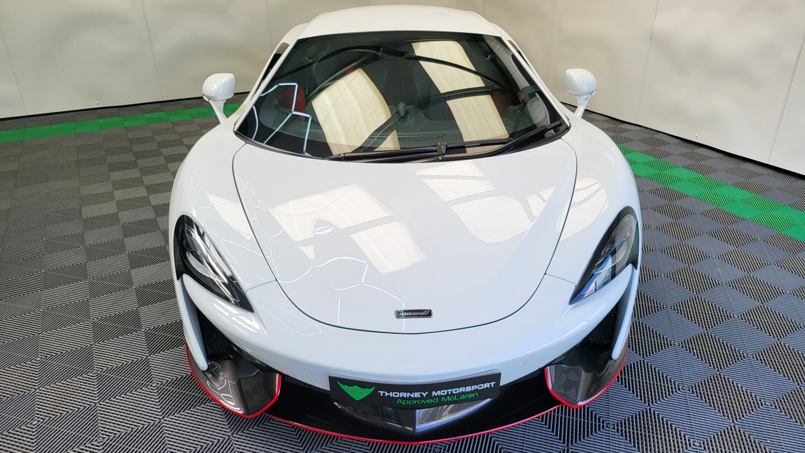 McLaren 570s Coupe