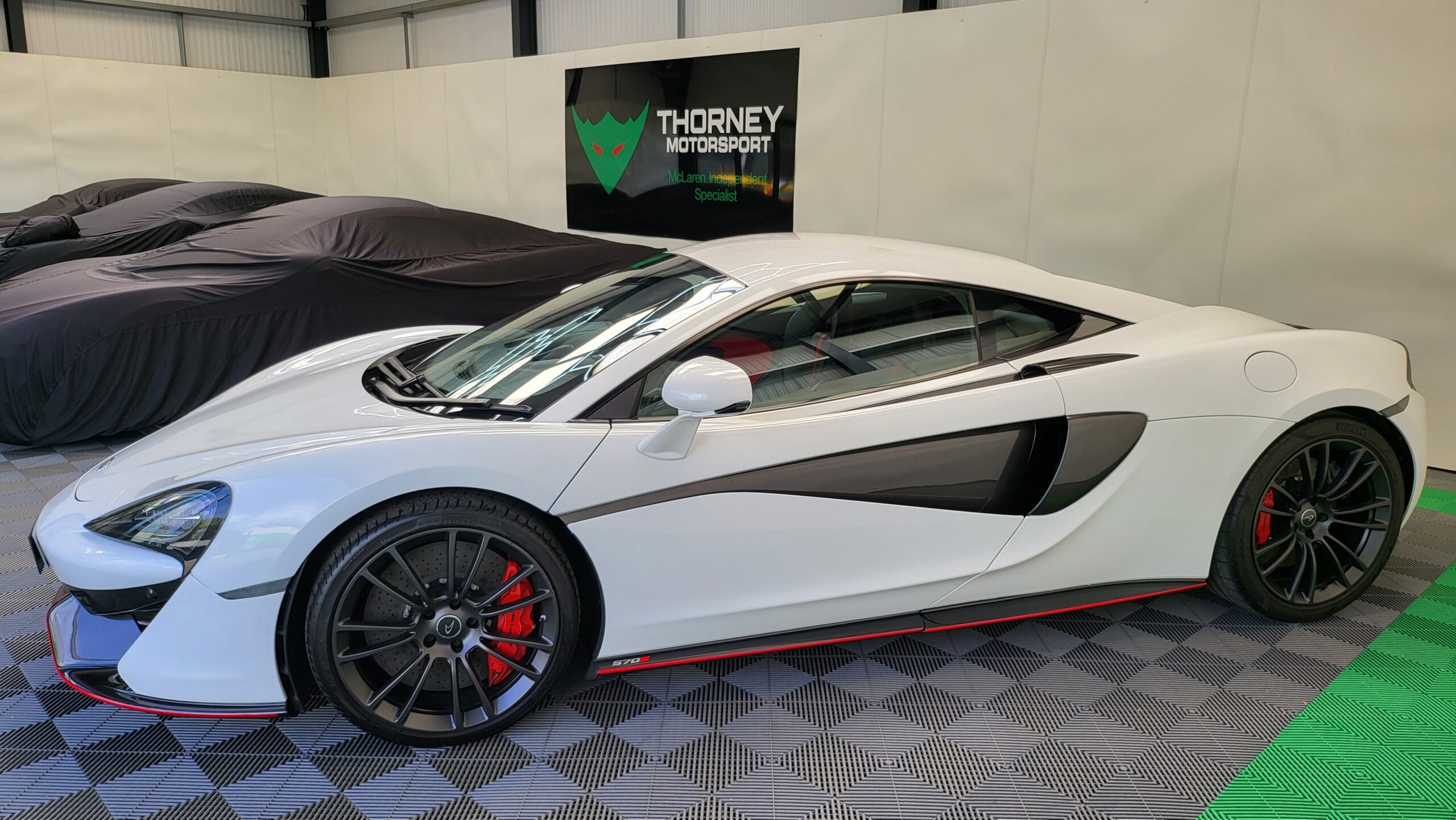 McLaren 570s Coupe
