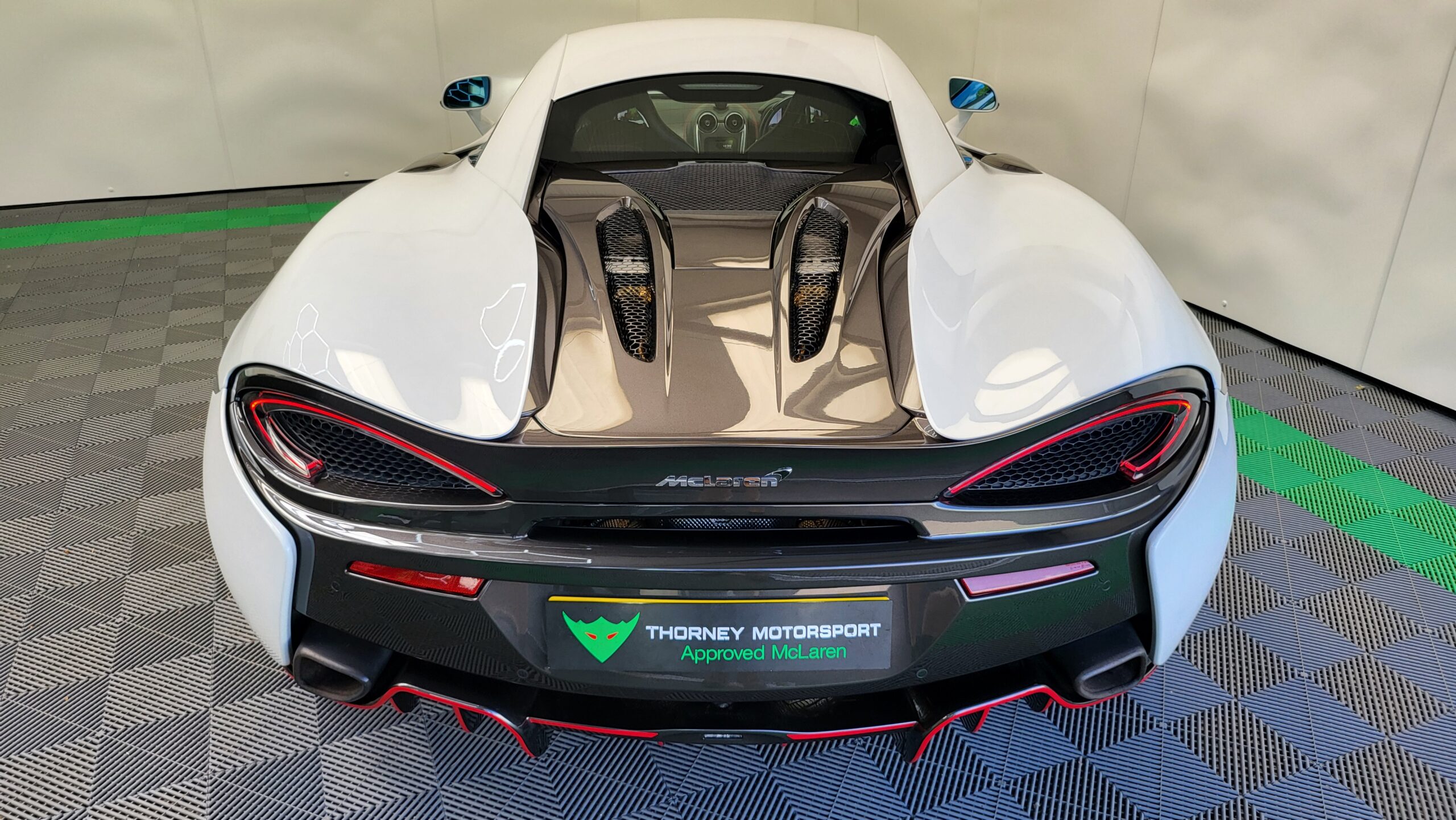 McLaren 570s Coupe