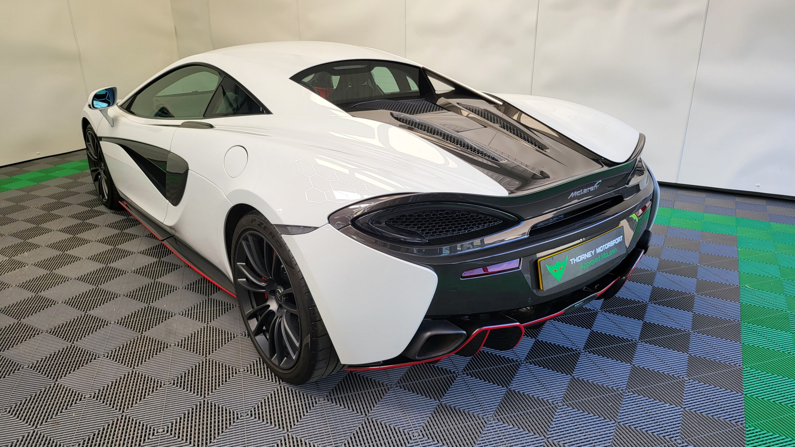 McLaren 570s Coupe