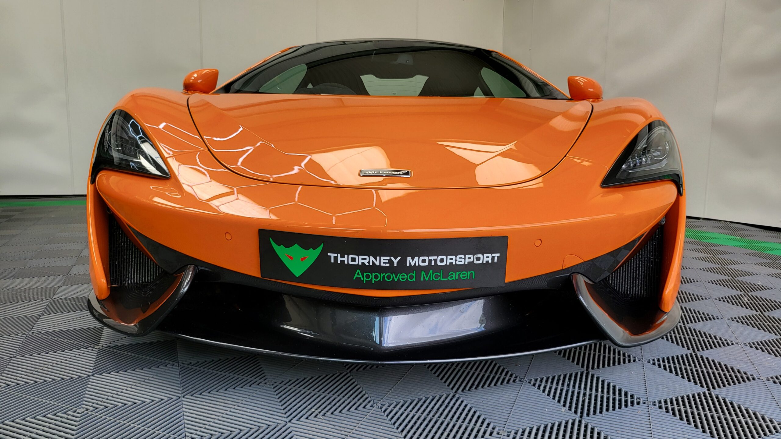 McLaren 570s Coupe