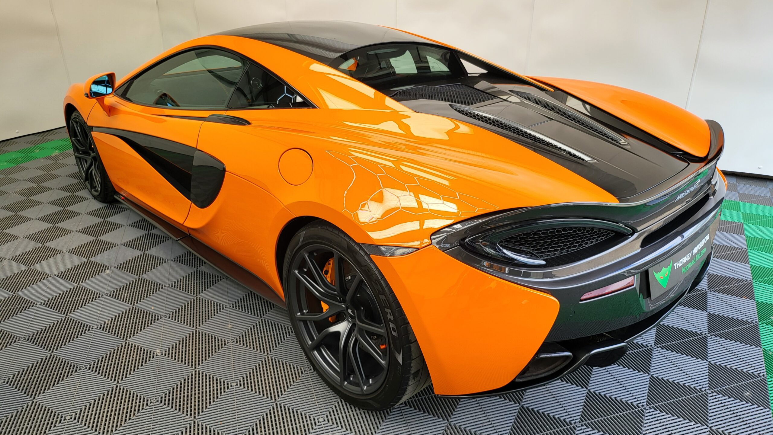 McLaren 570s Coupe