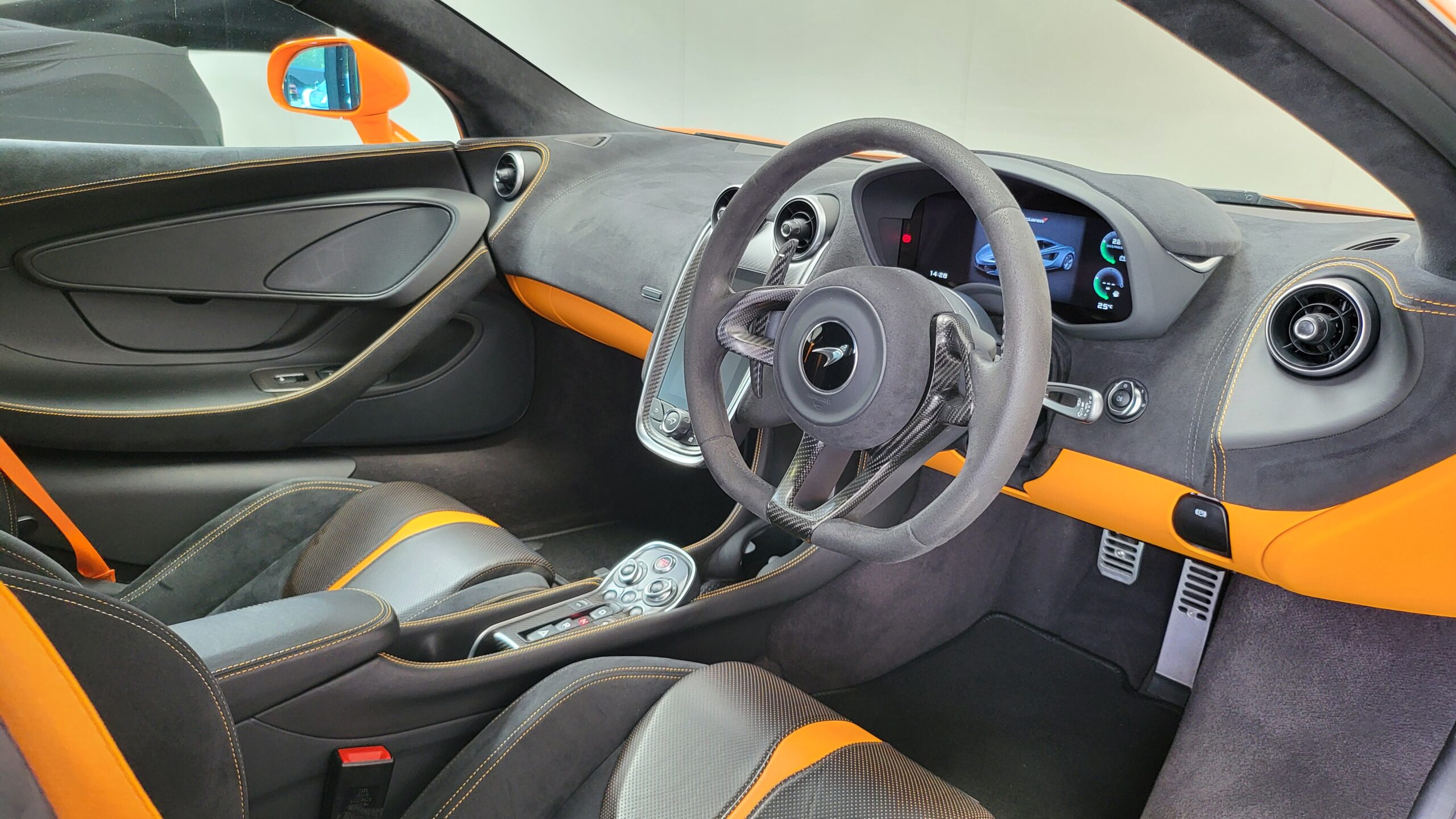 McLaren 570s Coupe