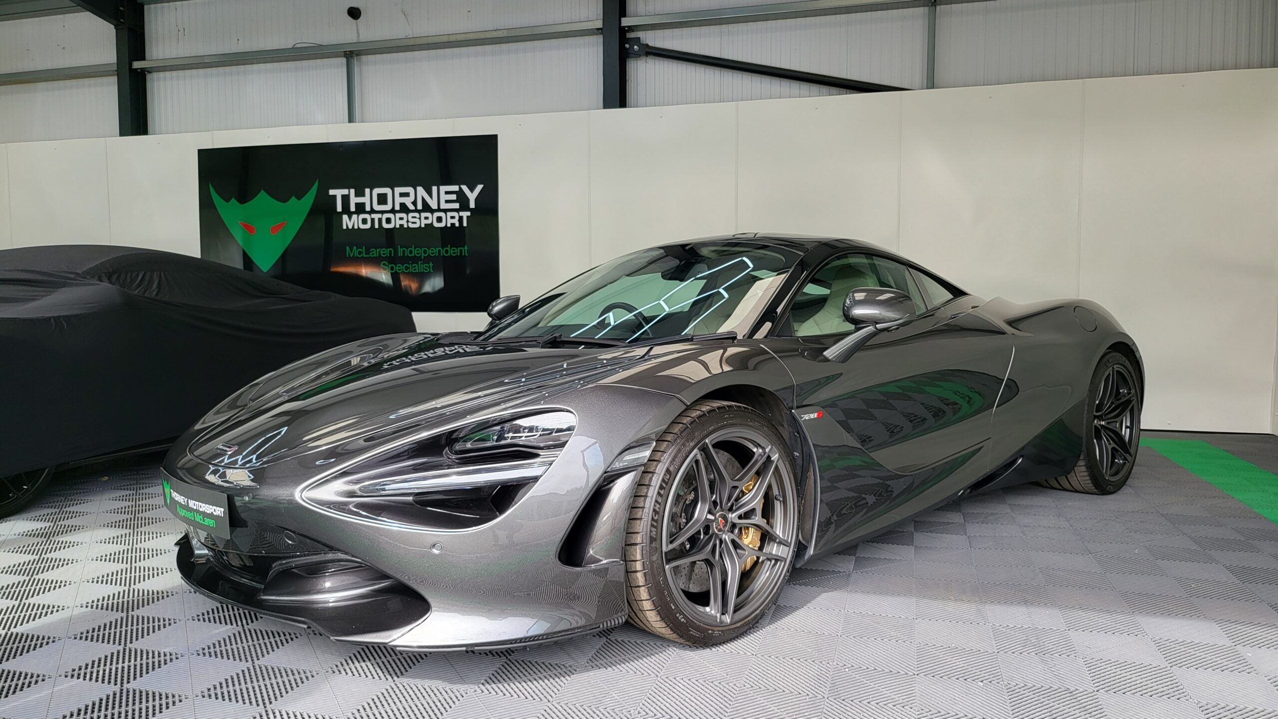 McLaren 720s Coupe SOLD