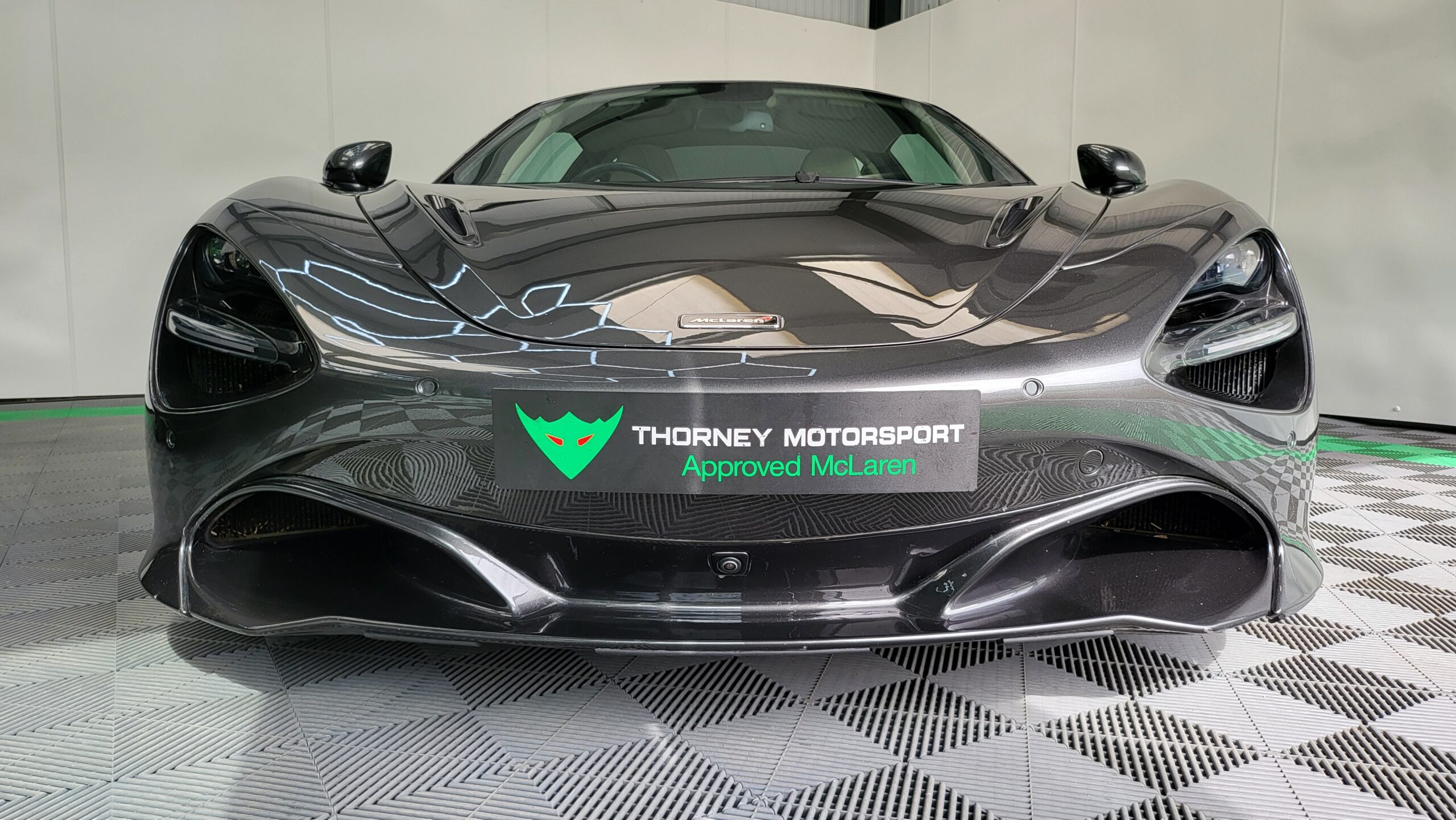 McLaren 720s Coupe SOLD