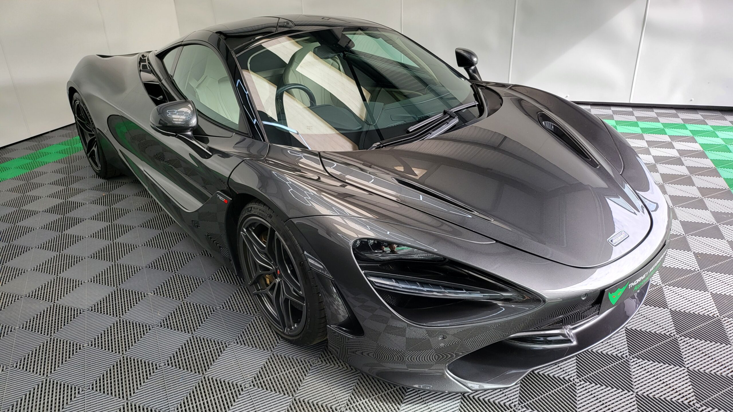 McLaren 720s Coupe SOLD