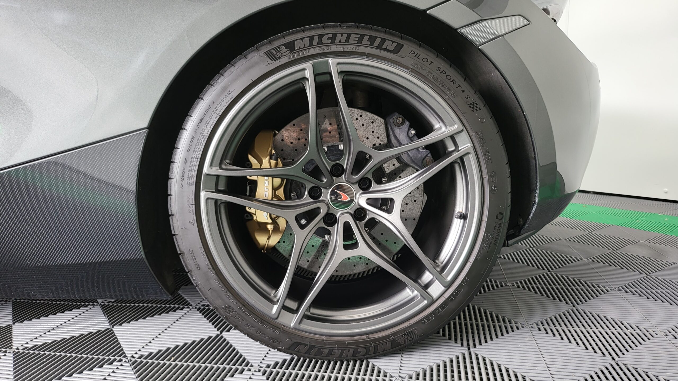 McLaren 720s Coupe SOLD
