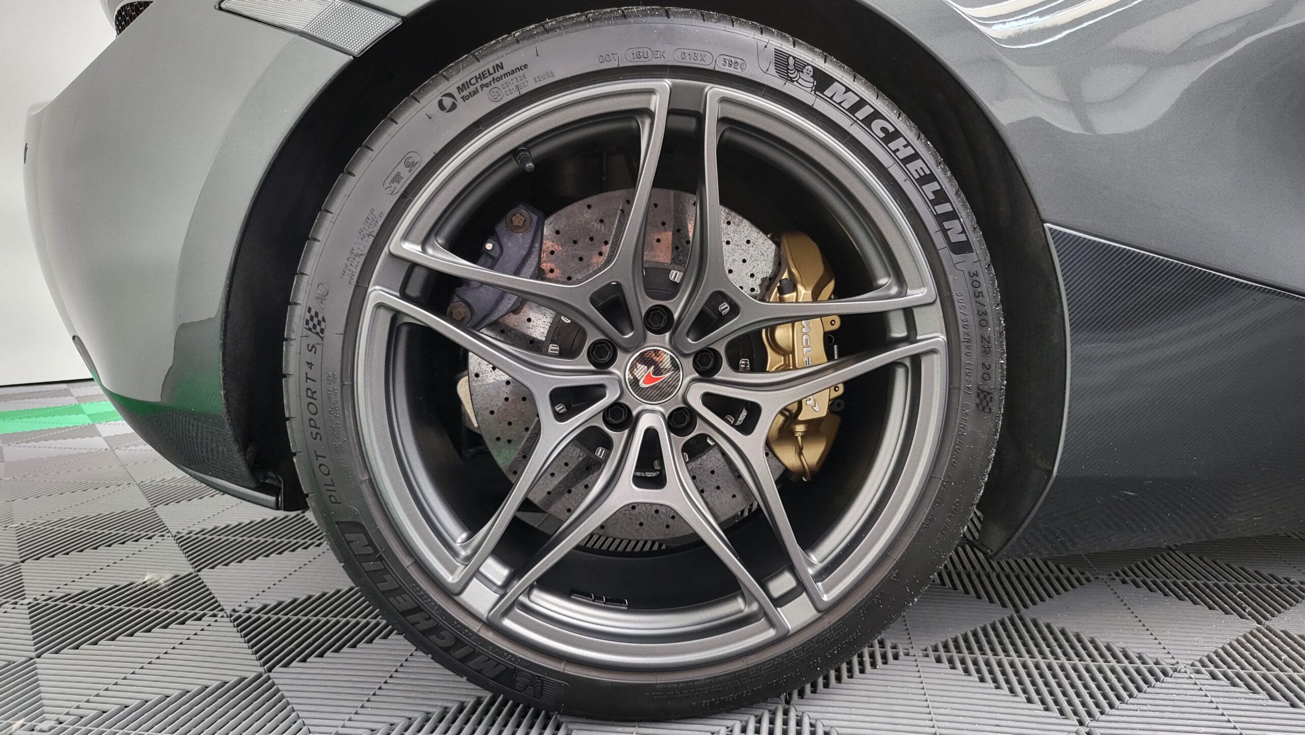 McLaren 720s Coupe SOLD