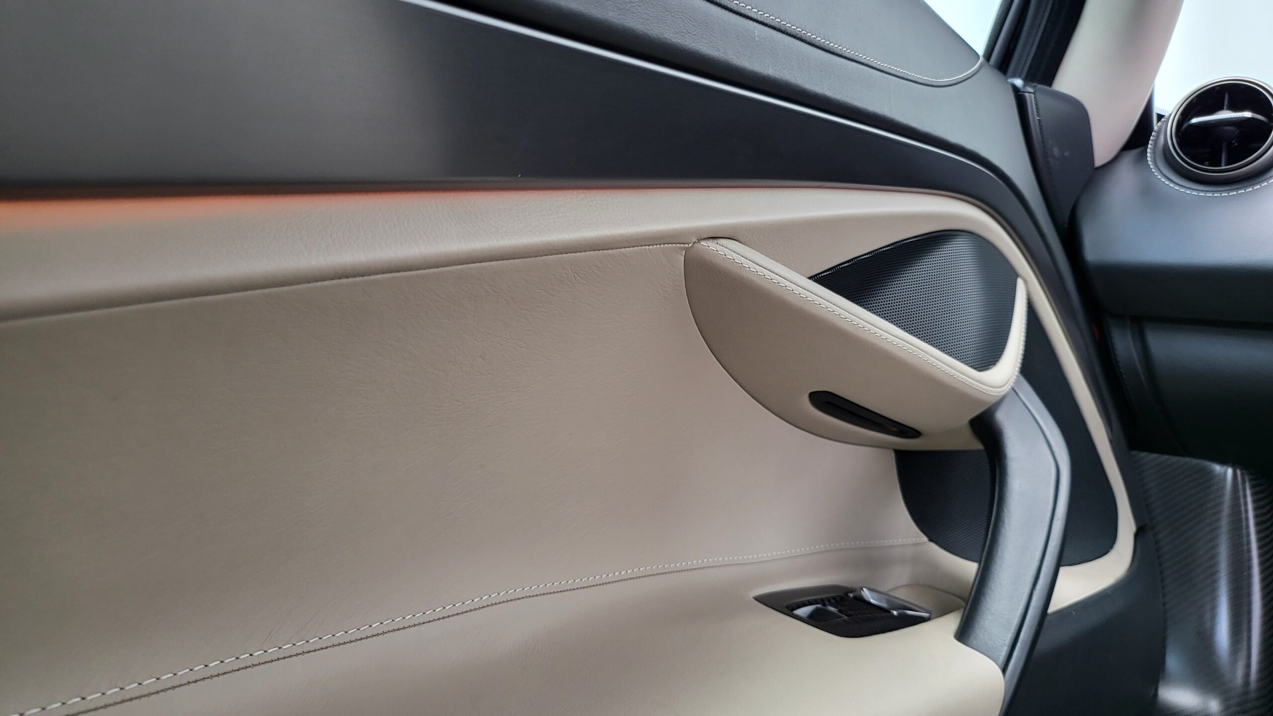 McLaren 720s Coupe SOLD